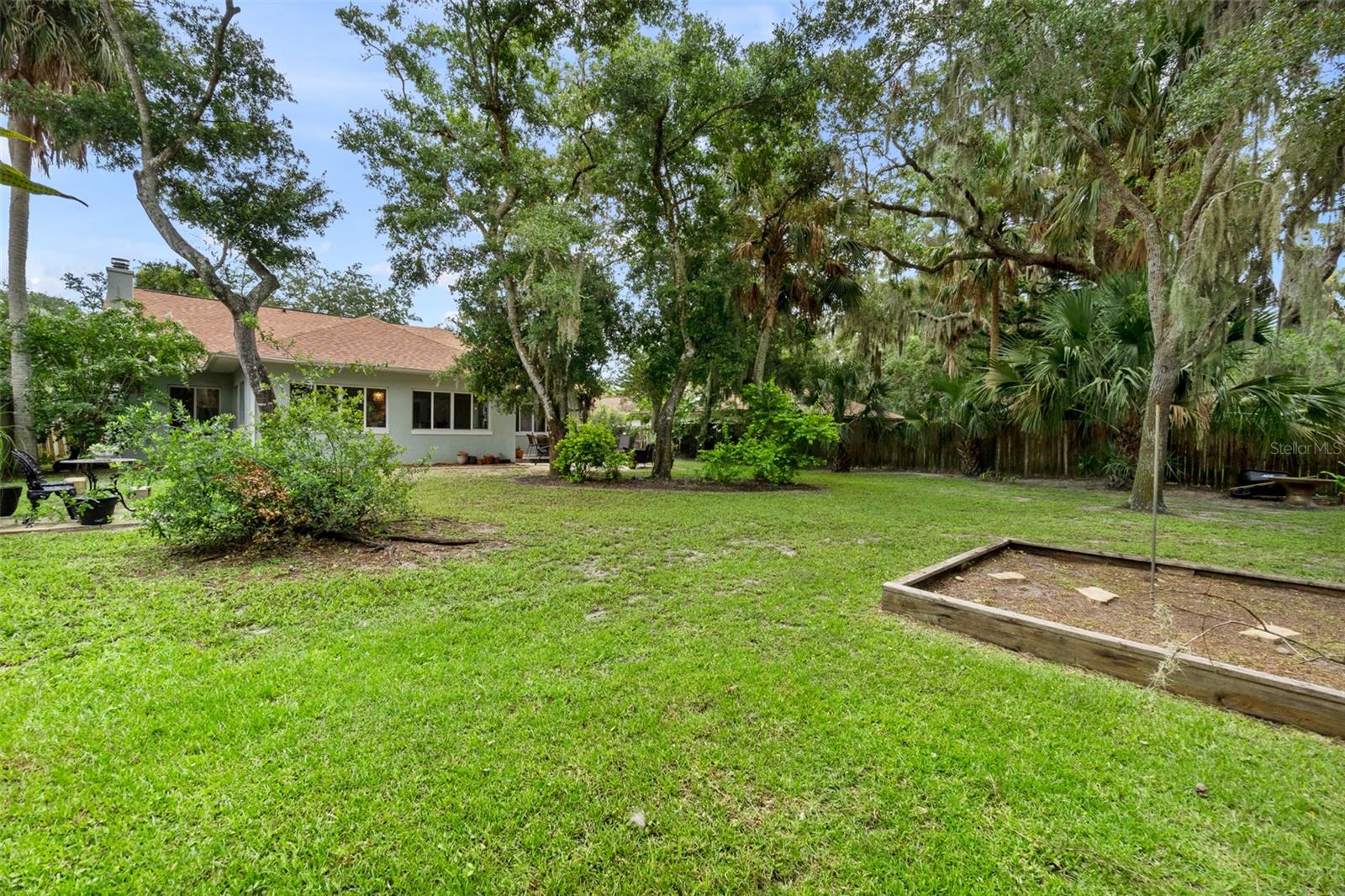 135 LAMBERT AVE, FLAGLER BEACH, FL, 32136