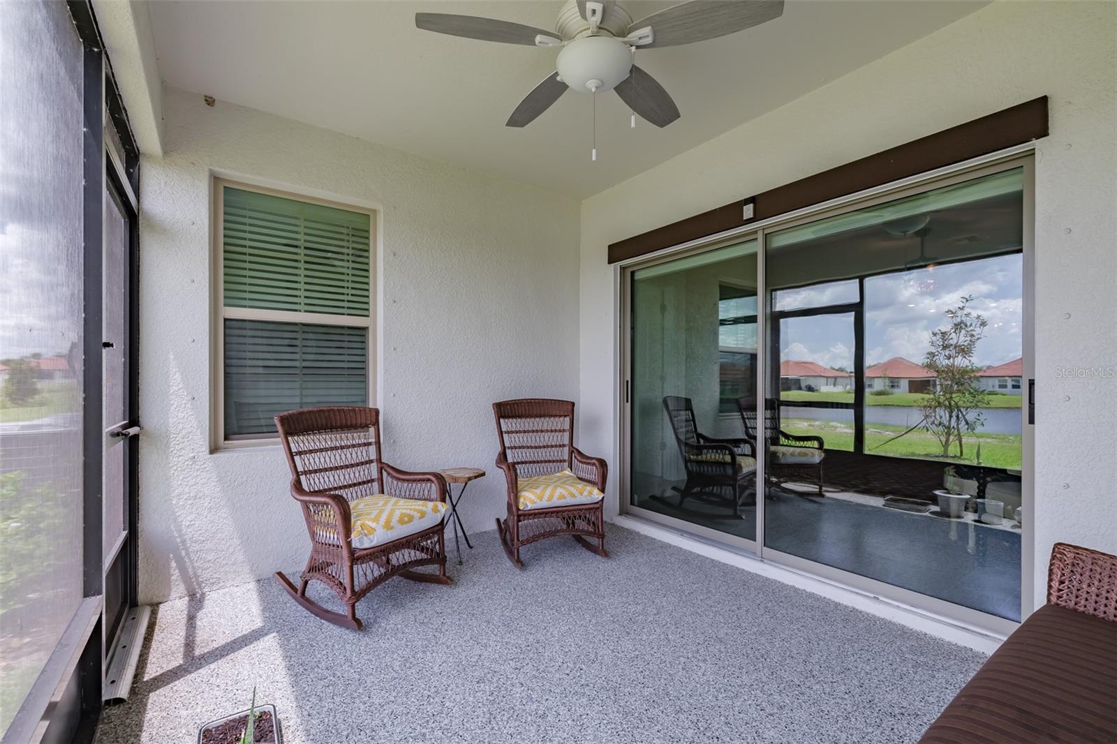 17231 HOLLY WELL AVE, WIMAUMA, FL, 33598