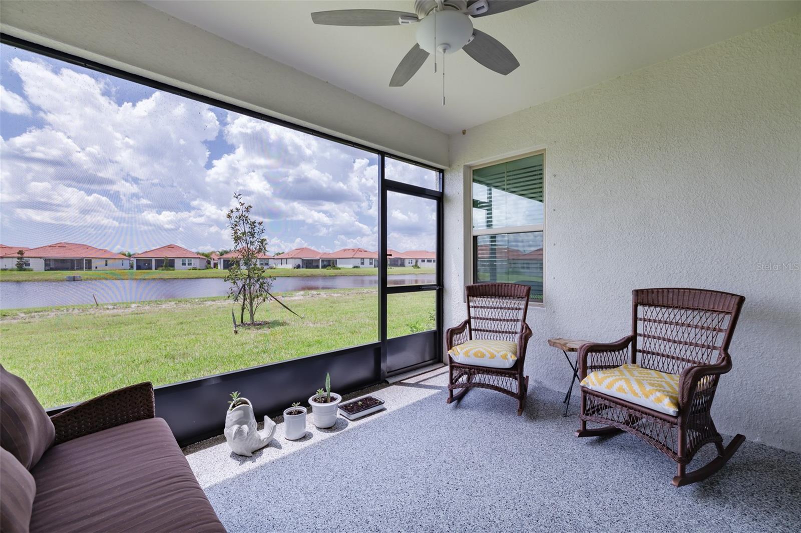17231 HOLLY WELL AVE, WIMAUMA, FL, 33598