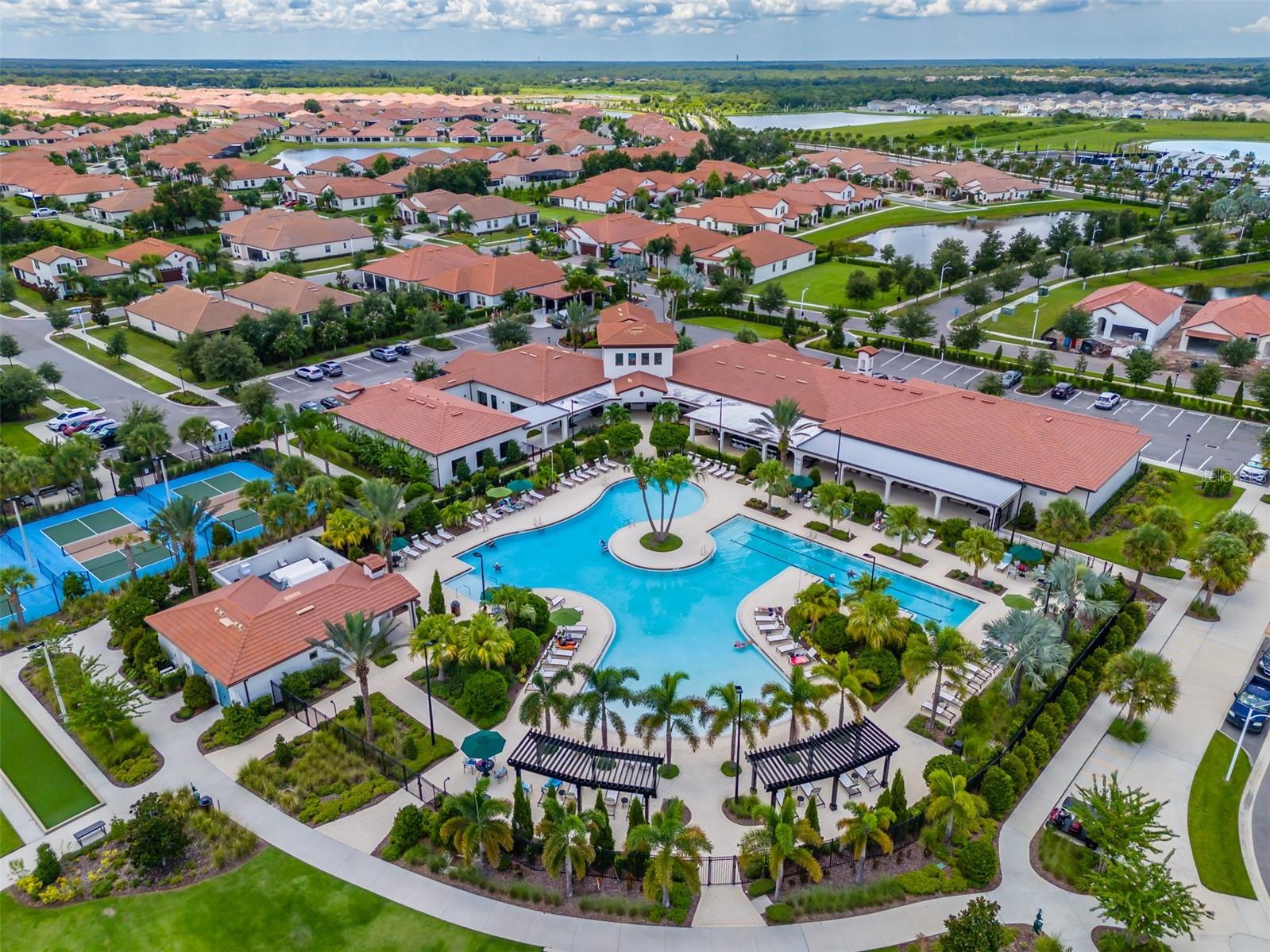 17231 HOLLY WELL AVE, WIMAUMA, FL, 33598