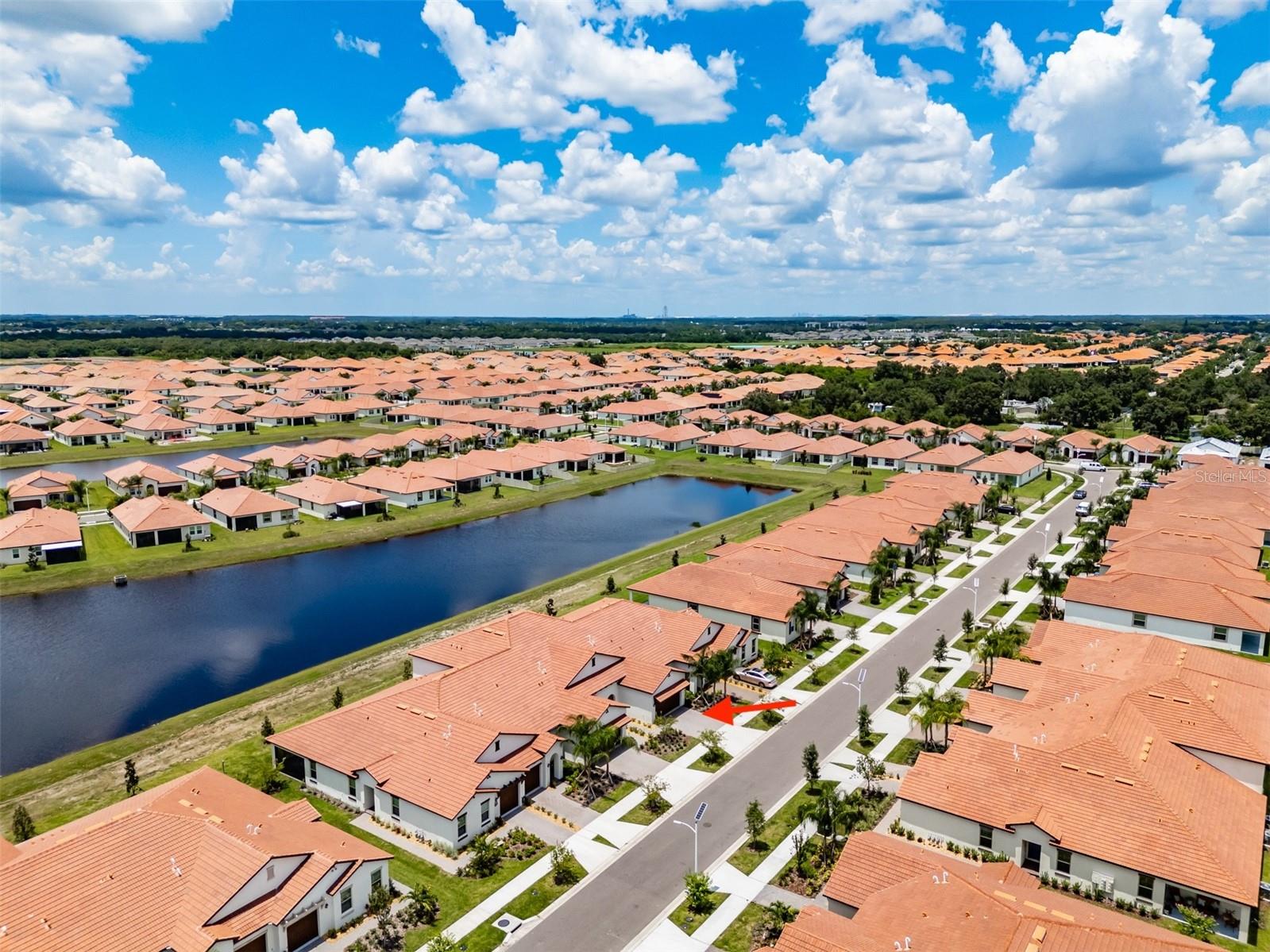 17231 HOLLY WELL AVE, WIMAUMA, FL, 33598