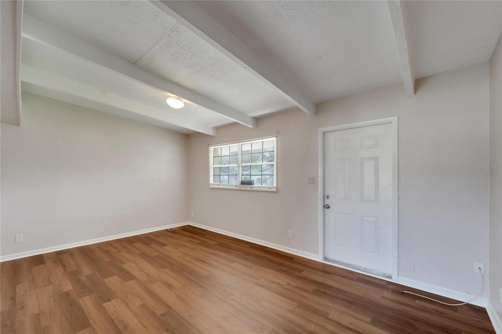 1317 WARRINGTON WAY, TAMPA, FL, 33619