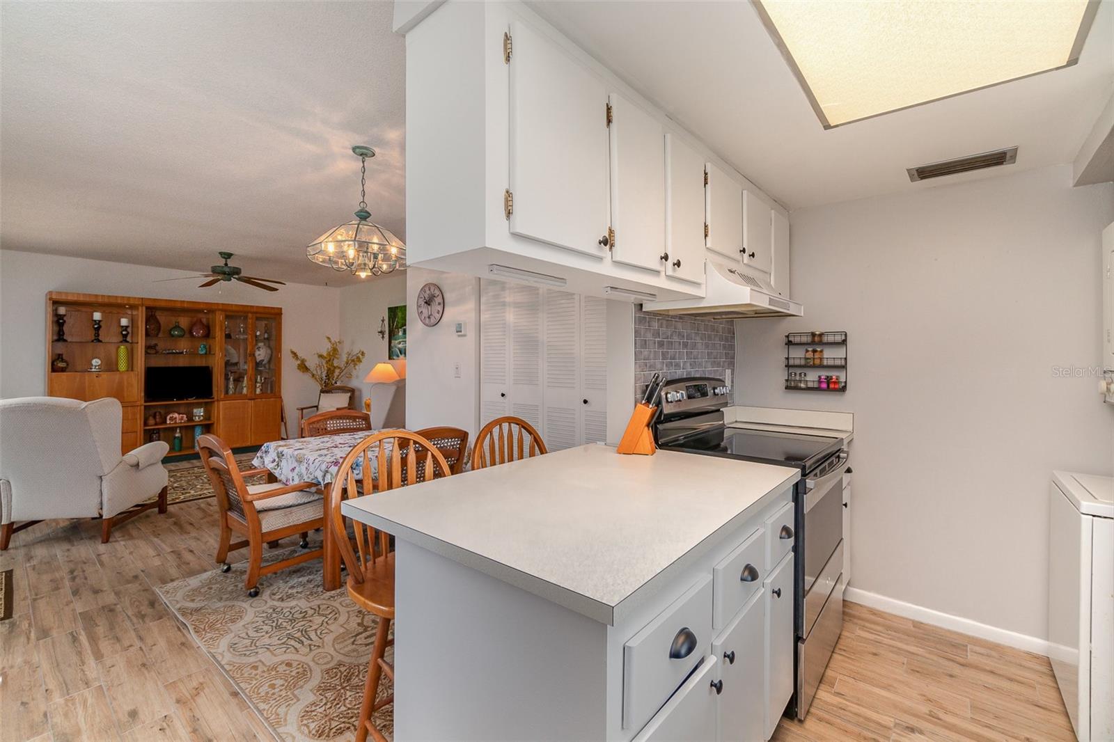 3257 ROYAL CANADIAN TRCE #1, FORT MYERS, FL, 33907