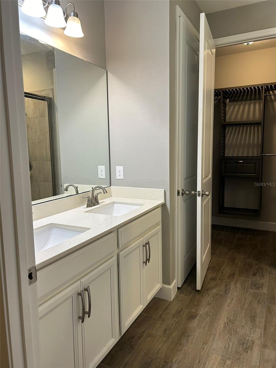 220 MESSINA PL, HOWEY IN THE HILLS, FL, 34737