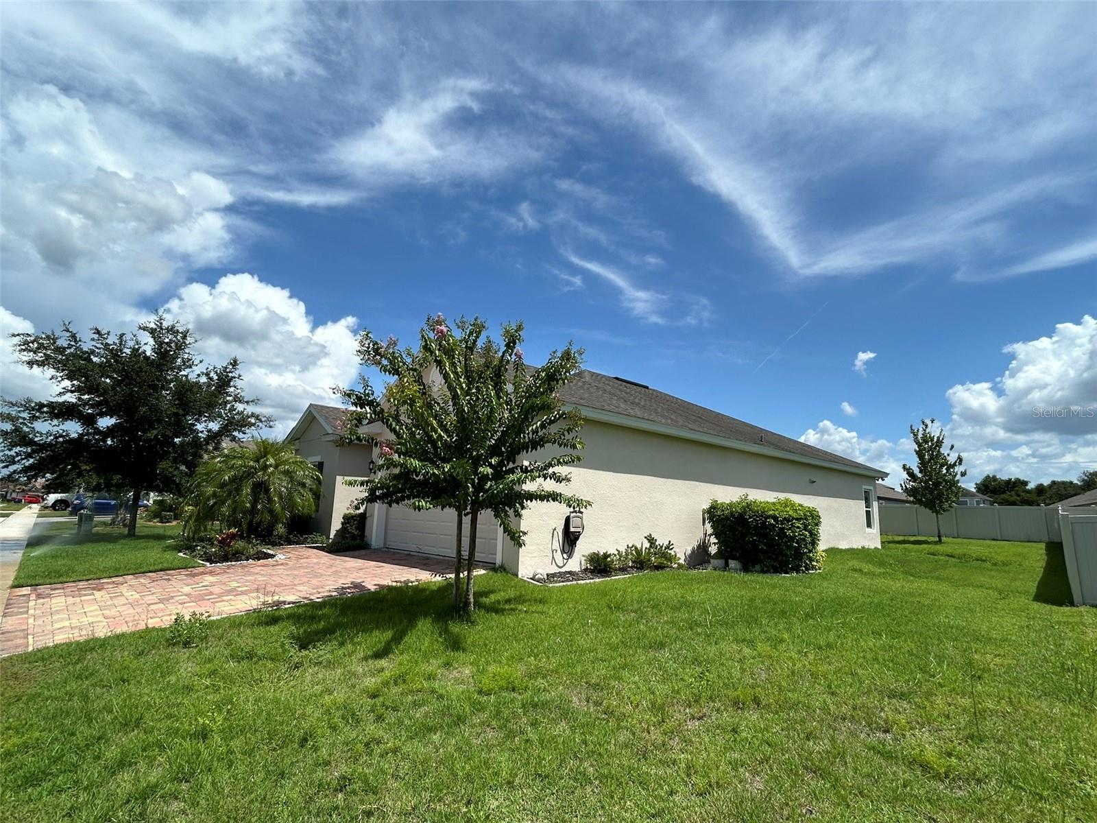 220 MESSINA PL, HOWEY IN THE HILLS, FL, 34737