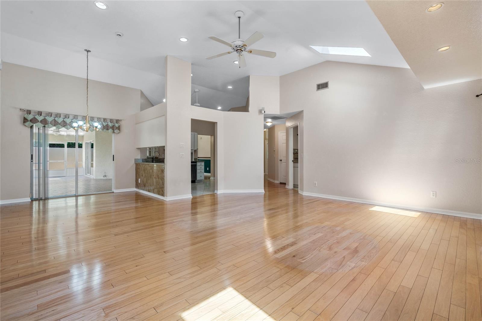 324 LAKE MARIAM BLVD, WINTER HAVEN, FL, 33884