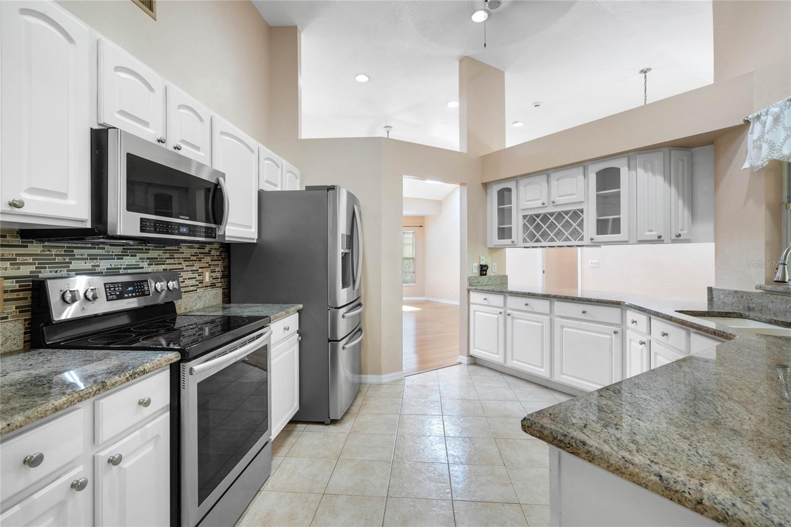 324 LAKE MARIAM BLVD, WINTER HAVEN, FL, 33884