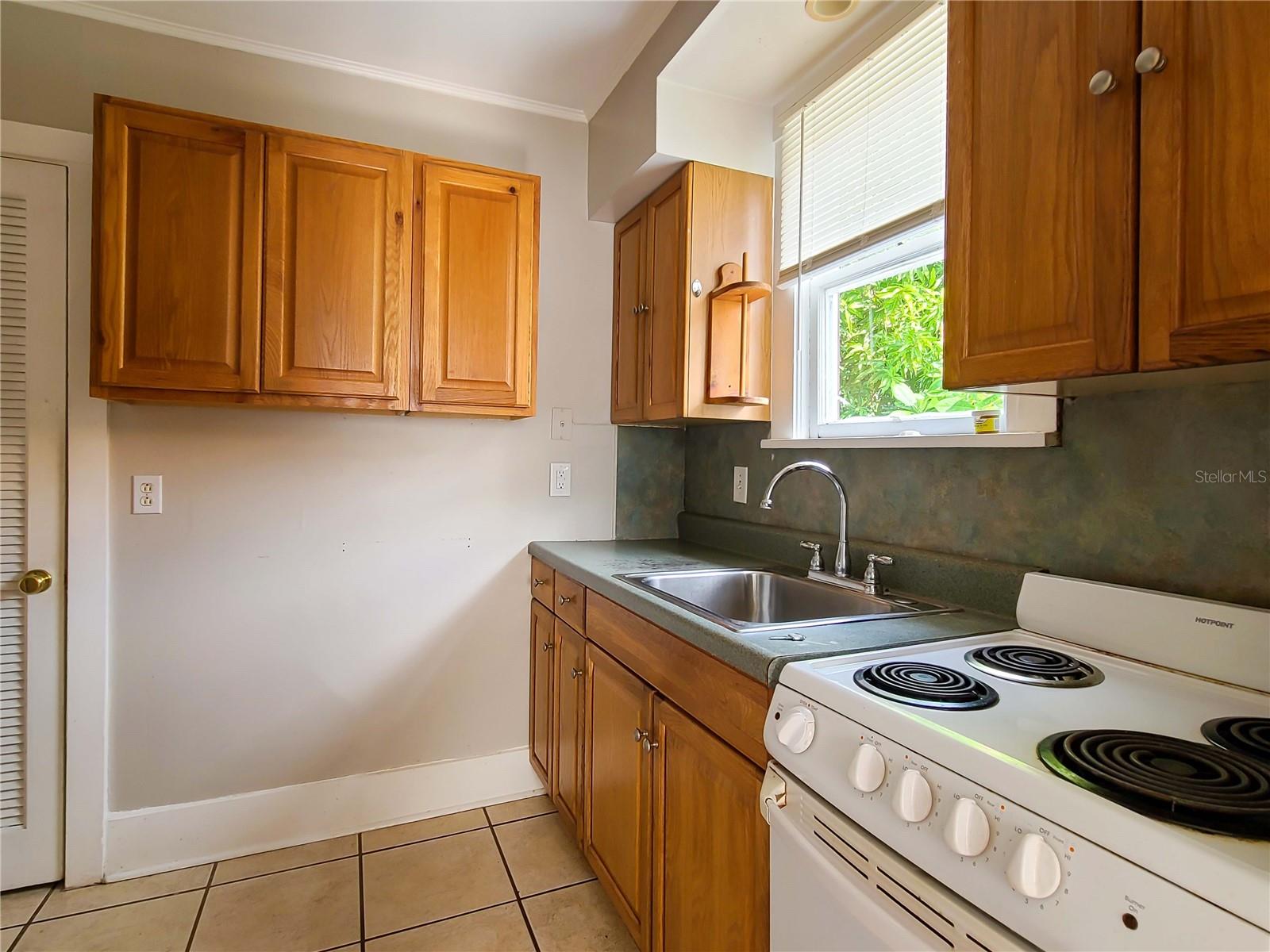 1009 7TH AVE N, ST PETERSBURG, FL, 33705