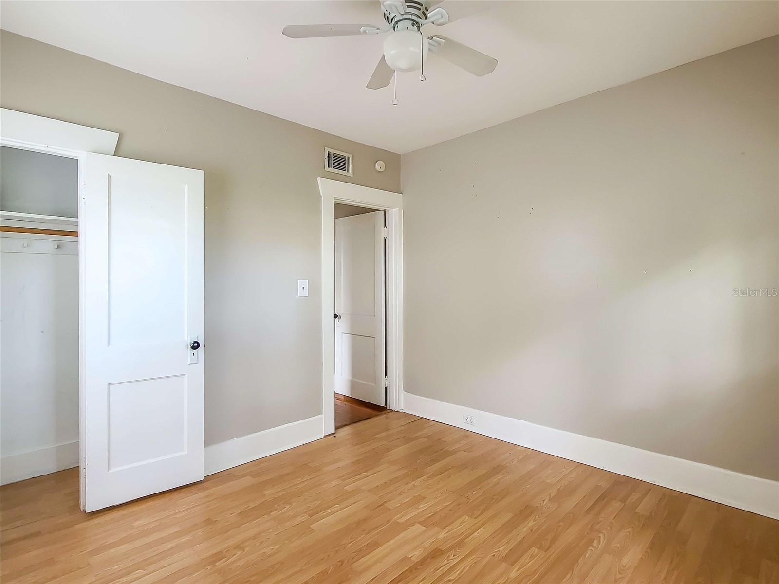 1009 7TH AVE N, ST PETERSBURG, FL, 33705
