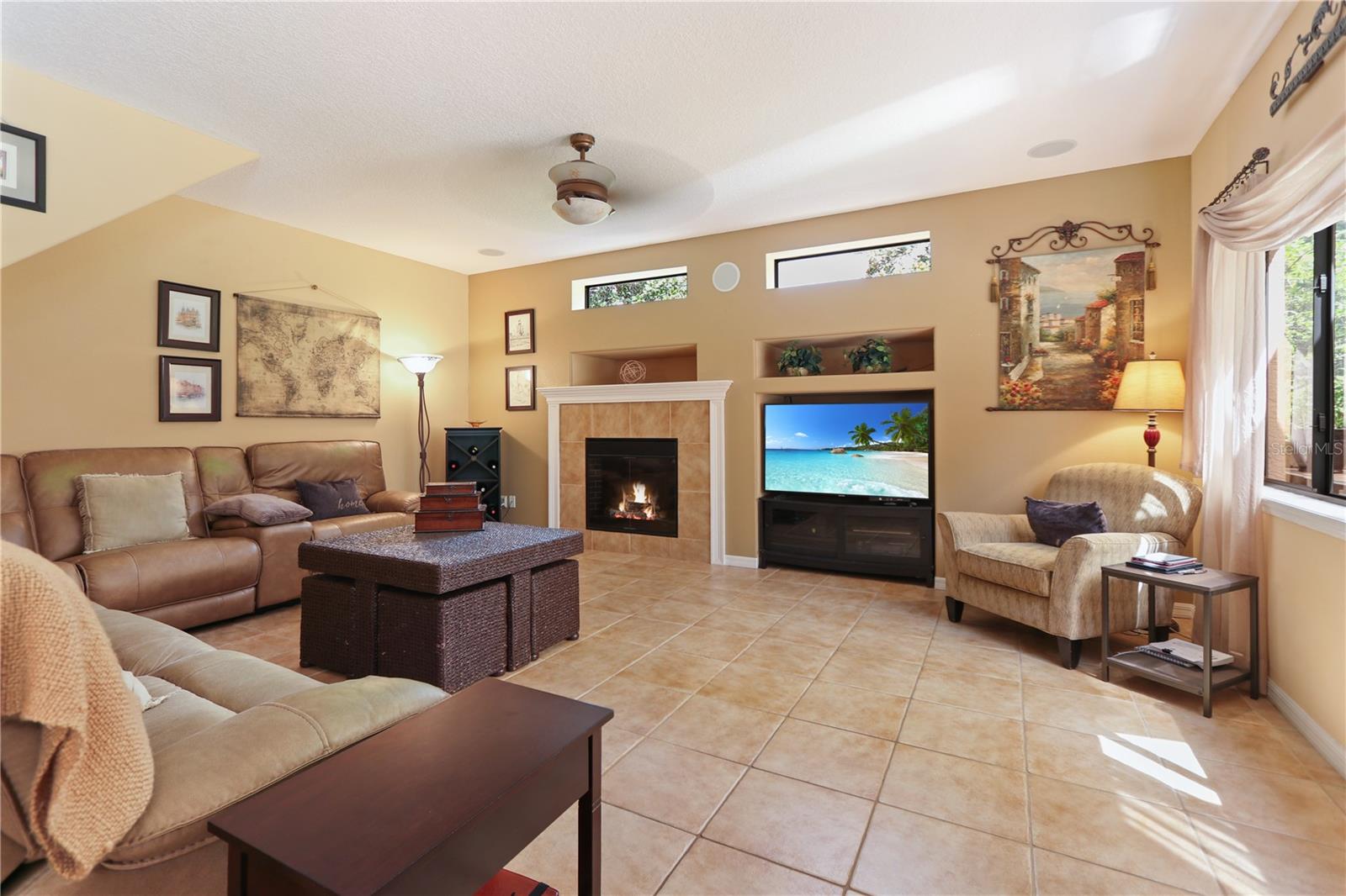 553 QUAIL LAKE DR, DEBARY, FL, 32713