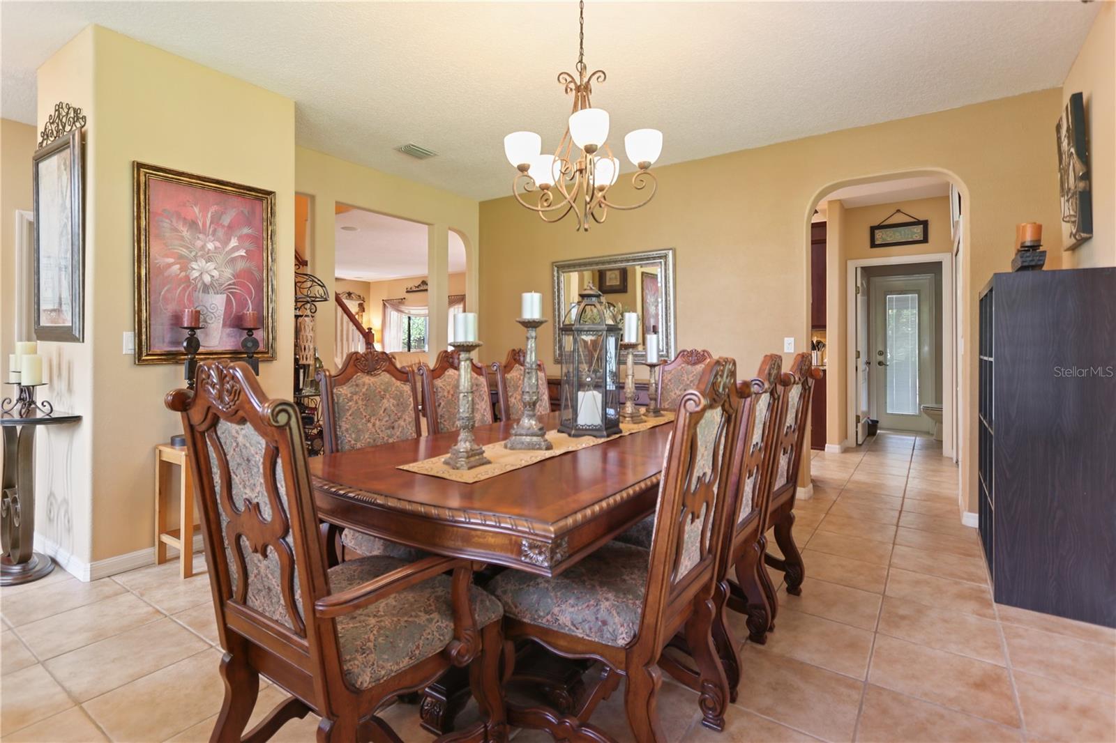 553 QUAIL LAKE DR, DEBARY, FL, 32713