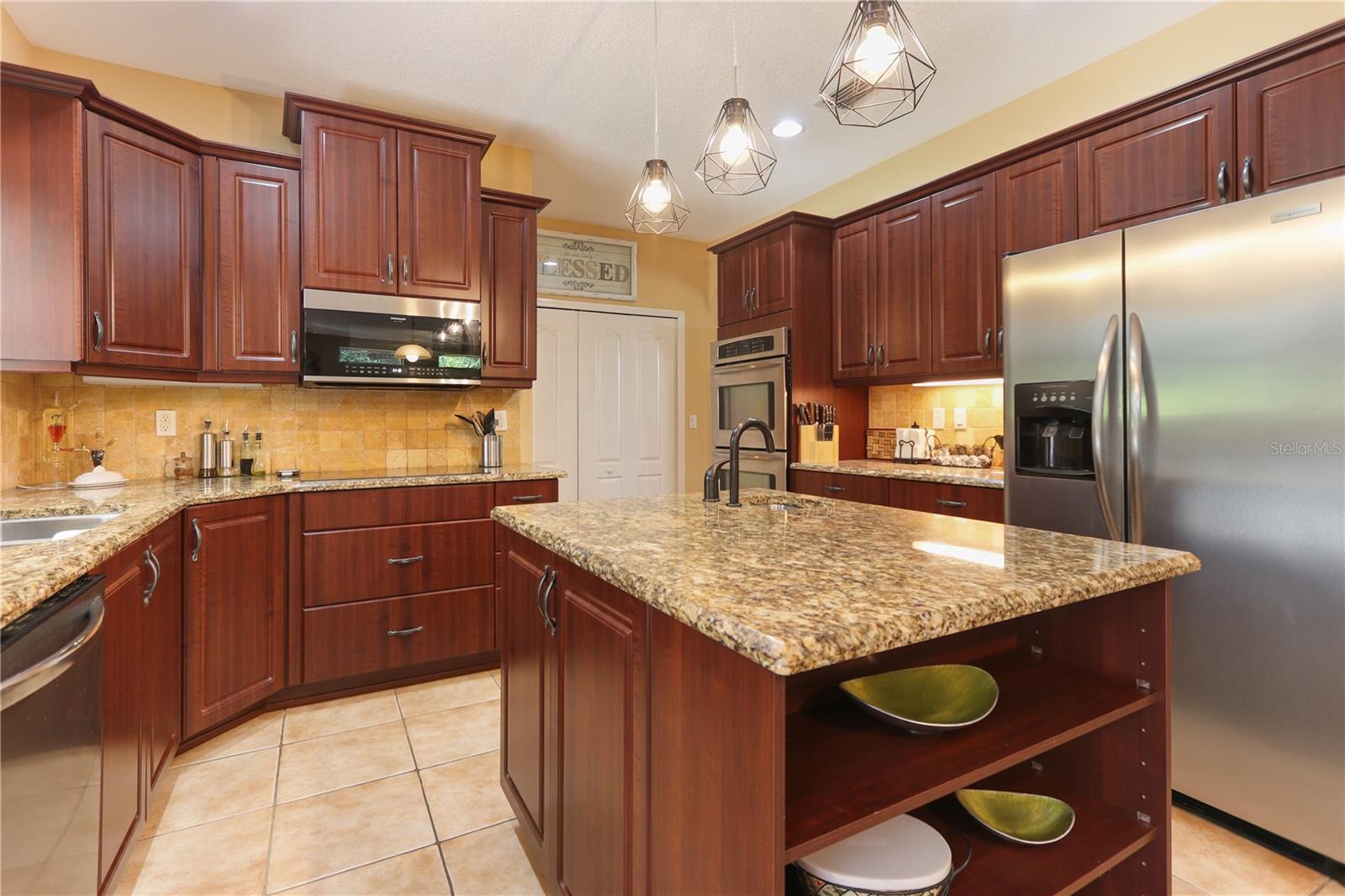 553 QUAIL LAKE DR, DEBARY, FL, 32713