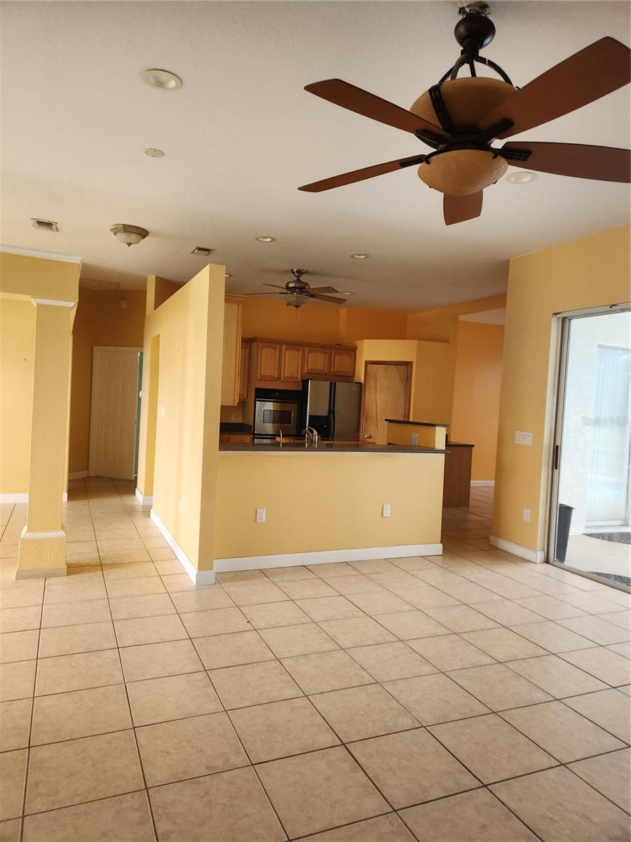 1949 TIPTREE CIR, ORLANDO, FL, 32837