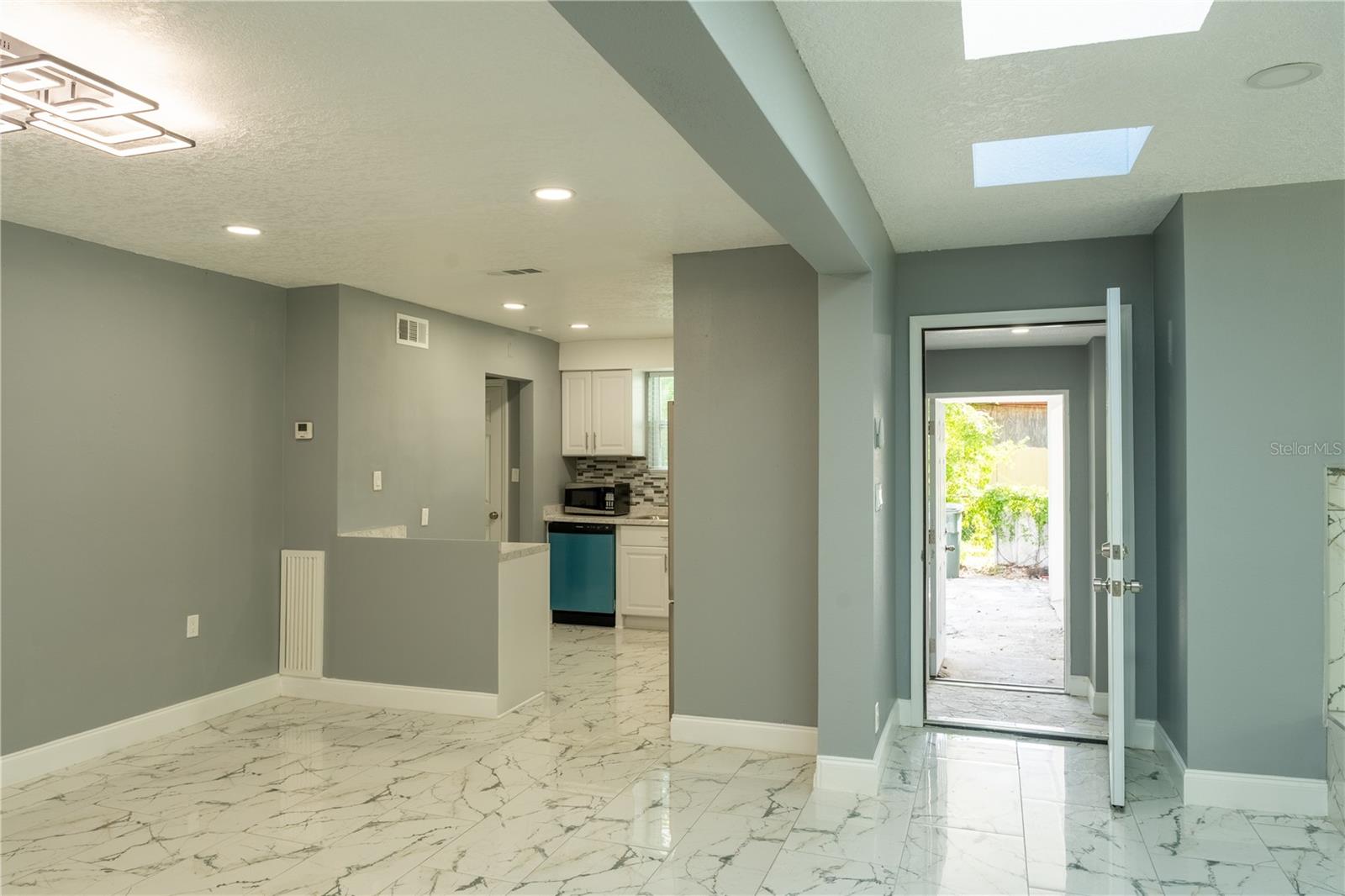 1116 MADRID AVE, DAYTONA BEACH, FL, 32114