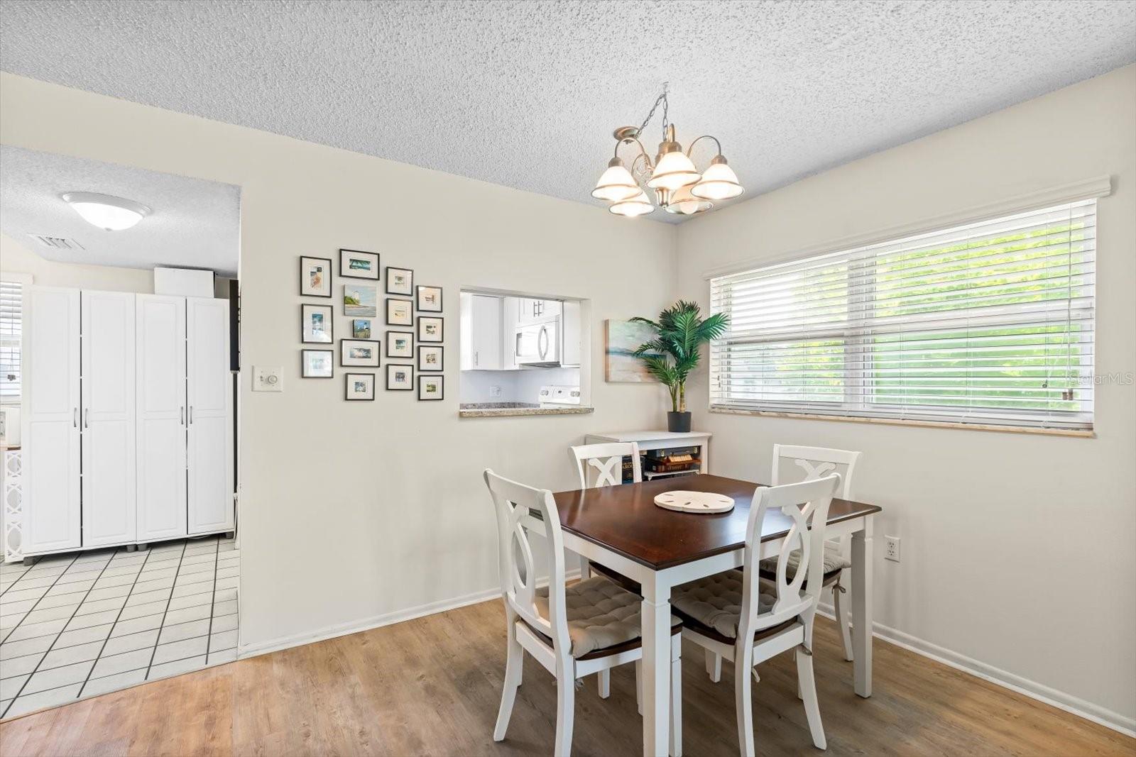 304 47TH AVENUE DR W #307, BRADENTON, FL, 34207