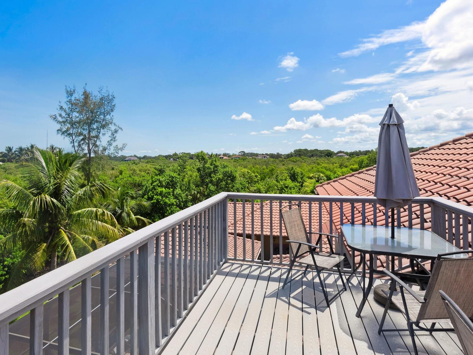 1040 GULF WINDS WAY, NOKOMIS, FL, 34275