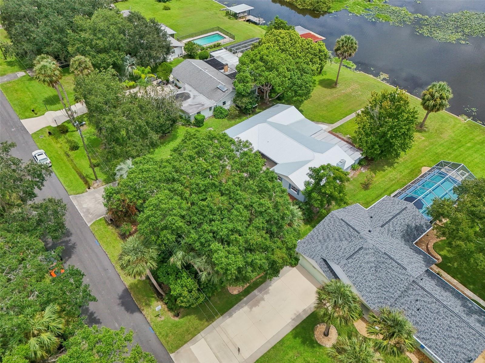 1553 LAKESIDE DR, DELAND, FL, 32720