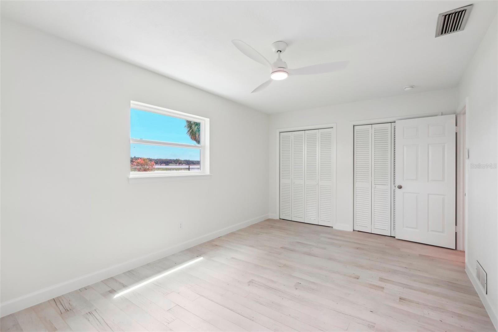 1553 LAKESIDE DR, DELAND, FL, 32720