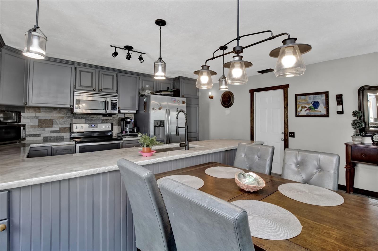 481 RICOLD TER, PORT CHARLOTTE, FL, 33954