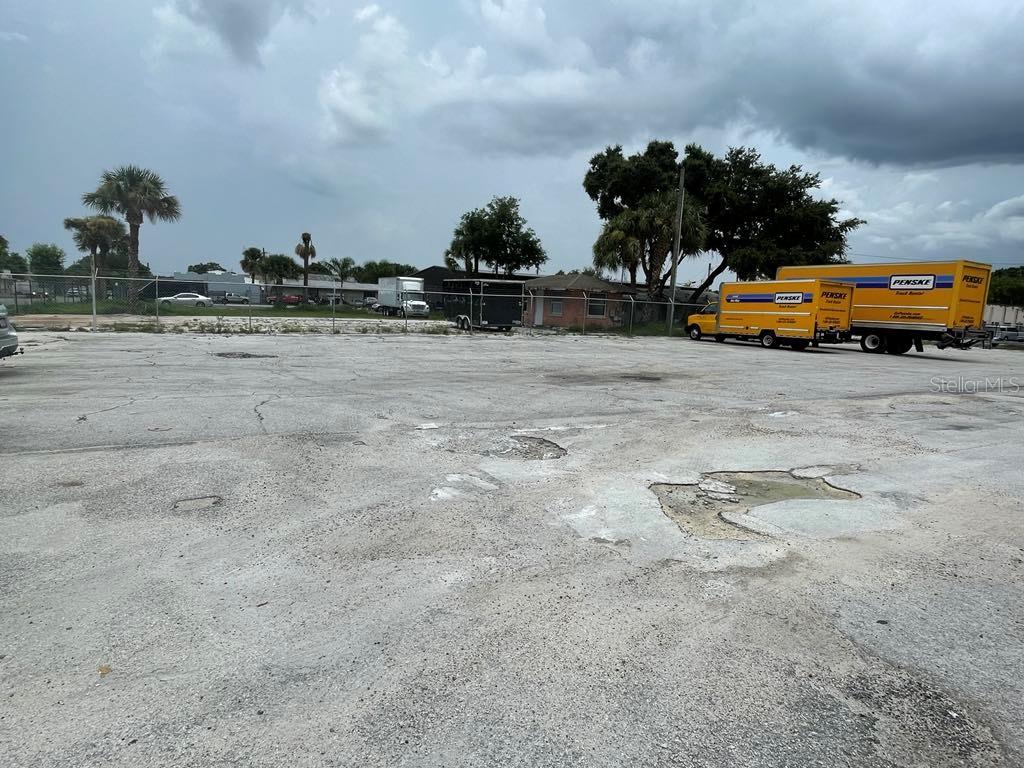 201 E MAIN ST, LEESBURG, FL, 34748