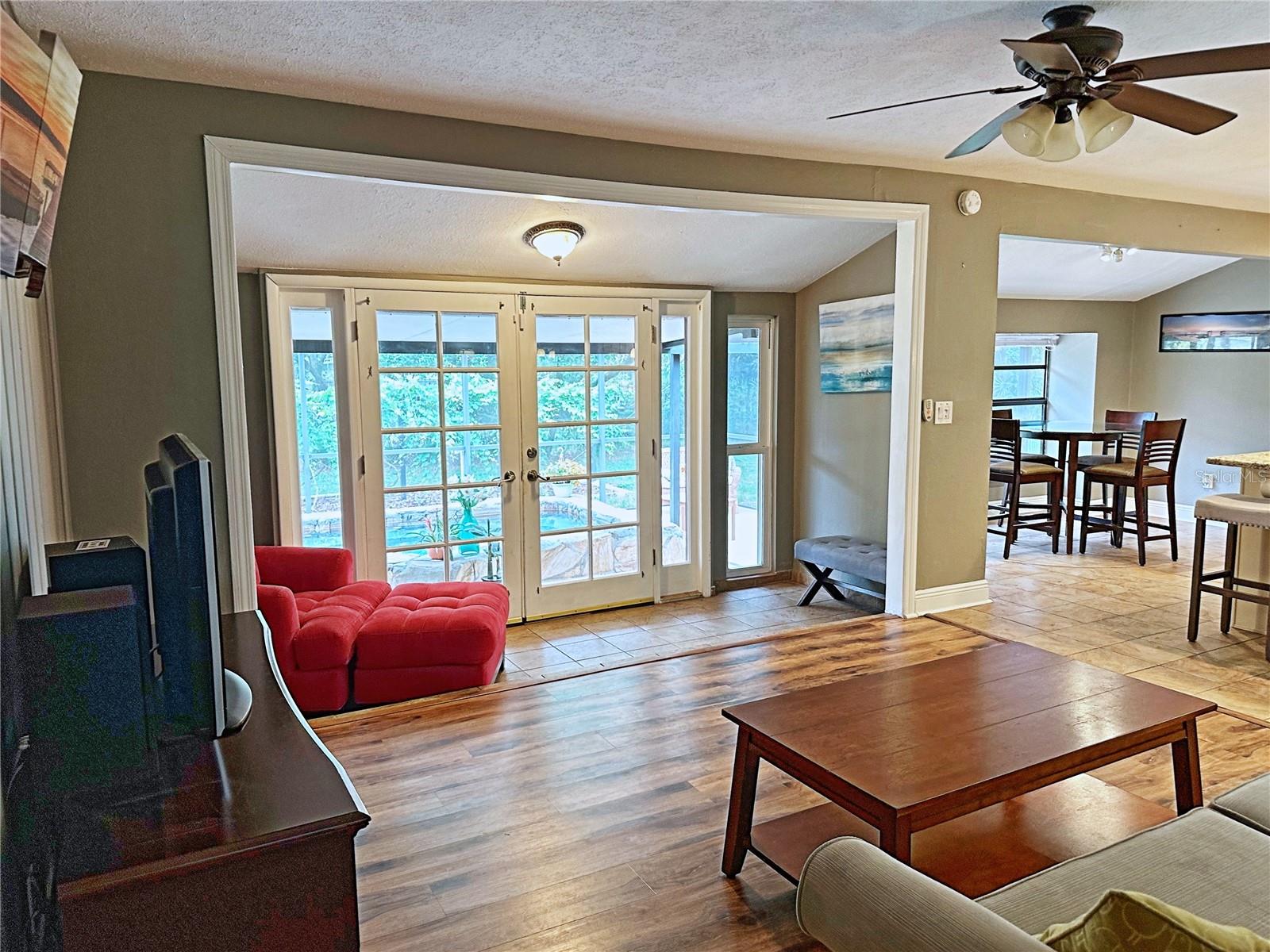 902 HOMEWOOD DR, BRANDON, FL, 33511