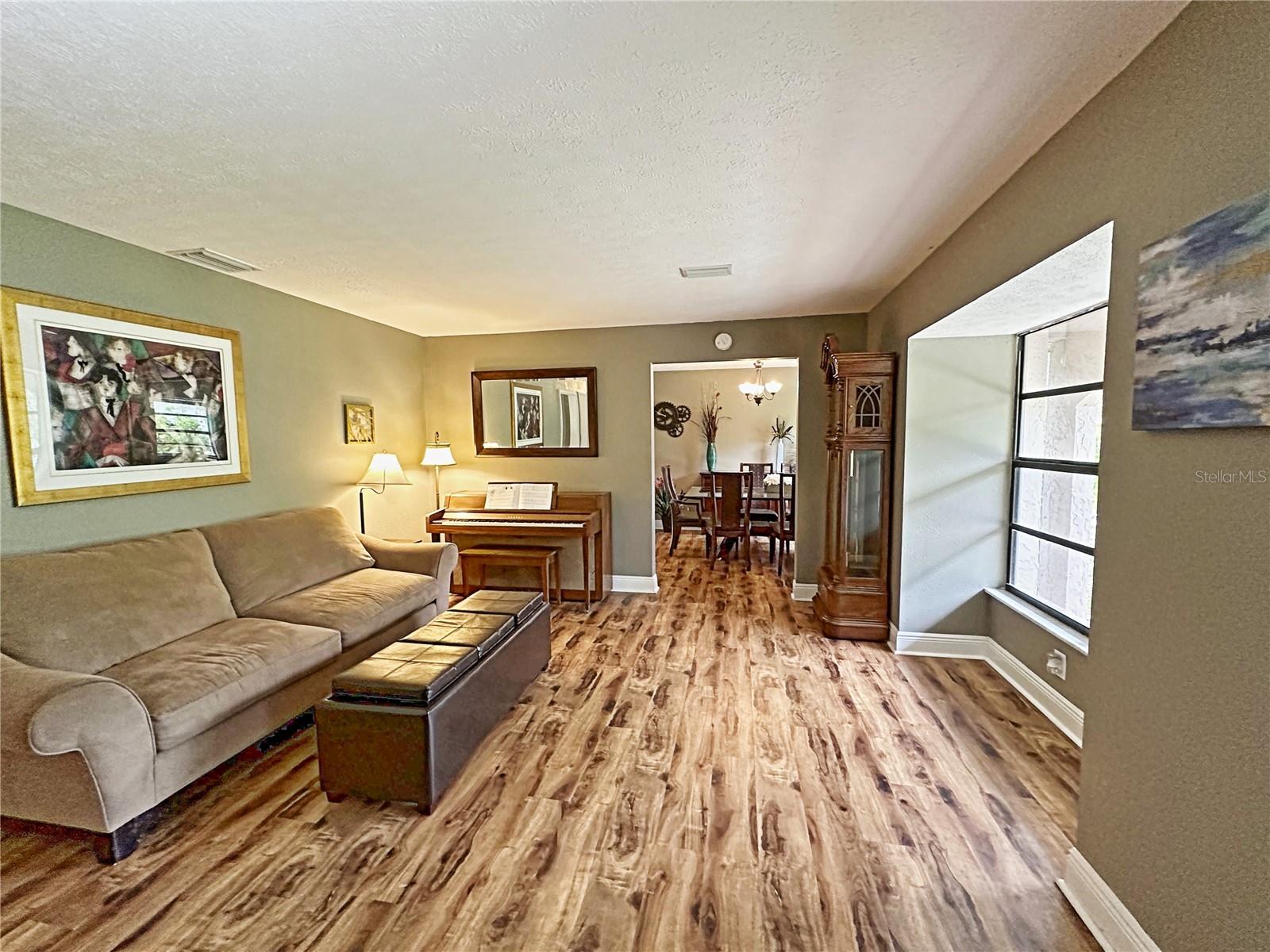 902 HOMEWOOD DR, BRANDON, FL, 33511