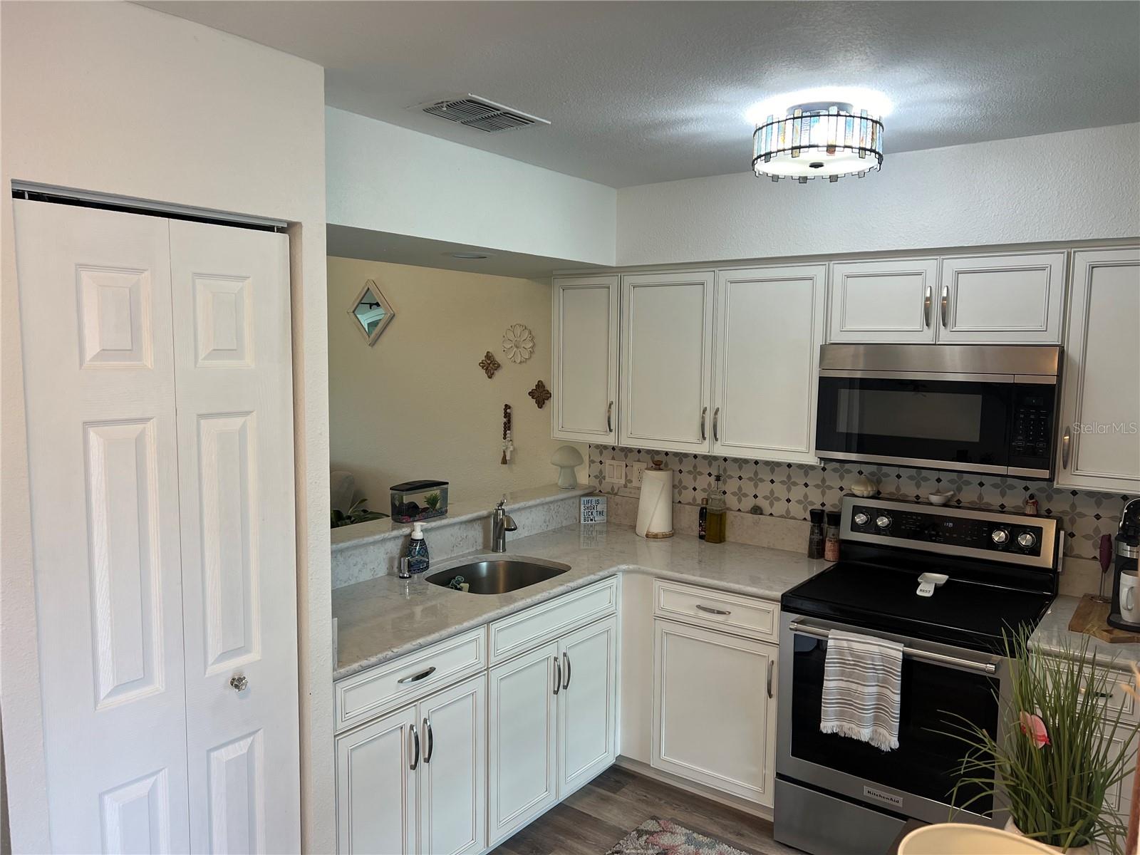 4925 MYRTLE OAK DR #22, NEW PORT RICHEY, FL, 34653