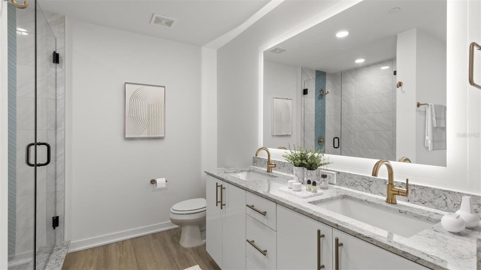 225 1ST AVE N #B2, ST PETERSBURG, FL, 33701