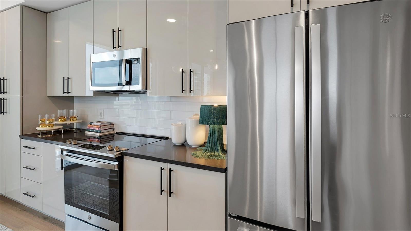 225 1ST AVE N #B2, ST PETERSBURG, FL, 33701