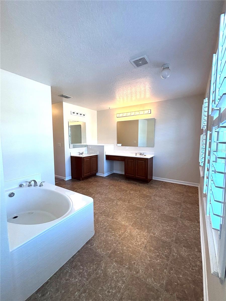 108 COLONIAL PINE LN, MINNEOLA, FL, 34715