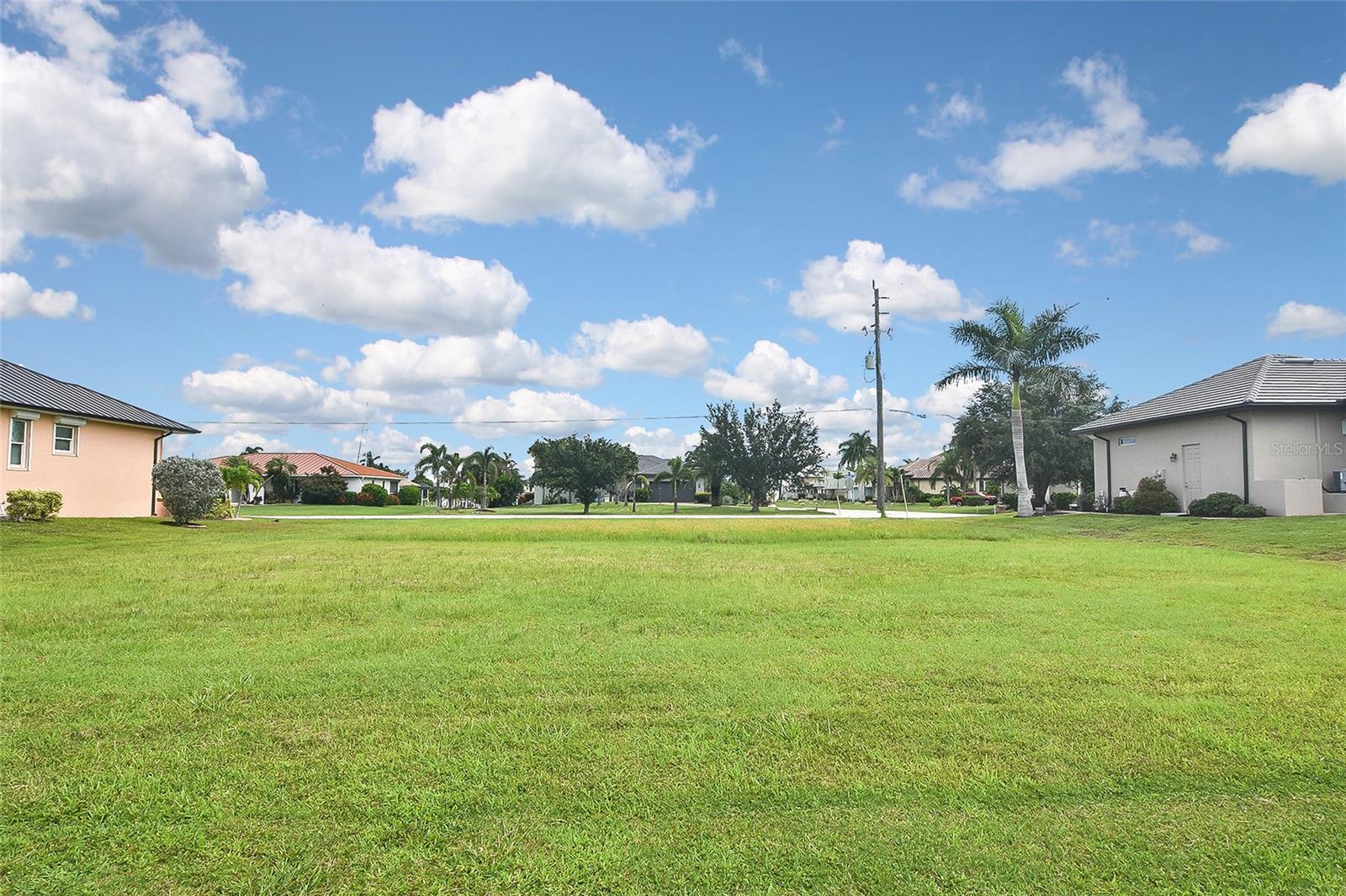 2335 DEBORAH DR, PUNTA GORDA, FL, 33950