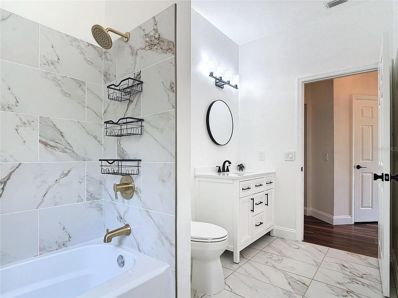 130 16TH AVE NE, NAPLES, FL, 34120