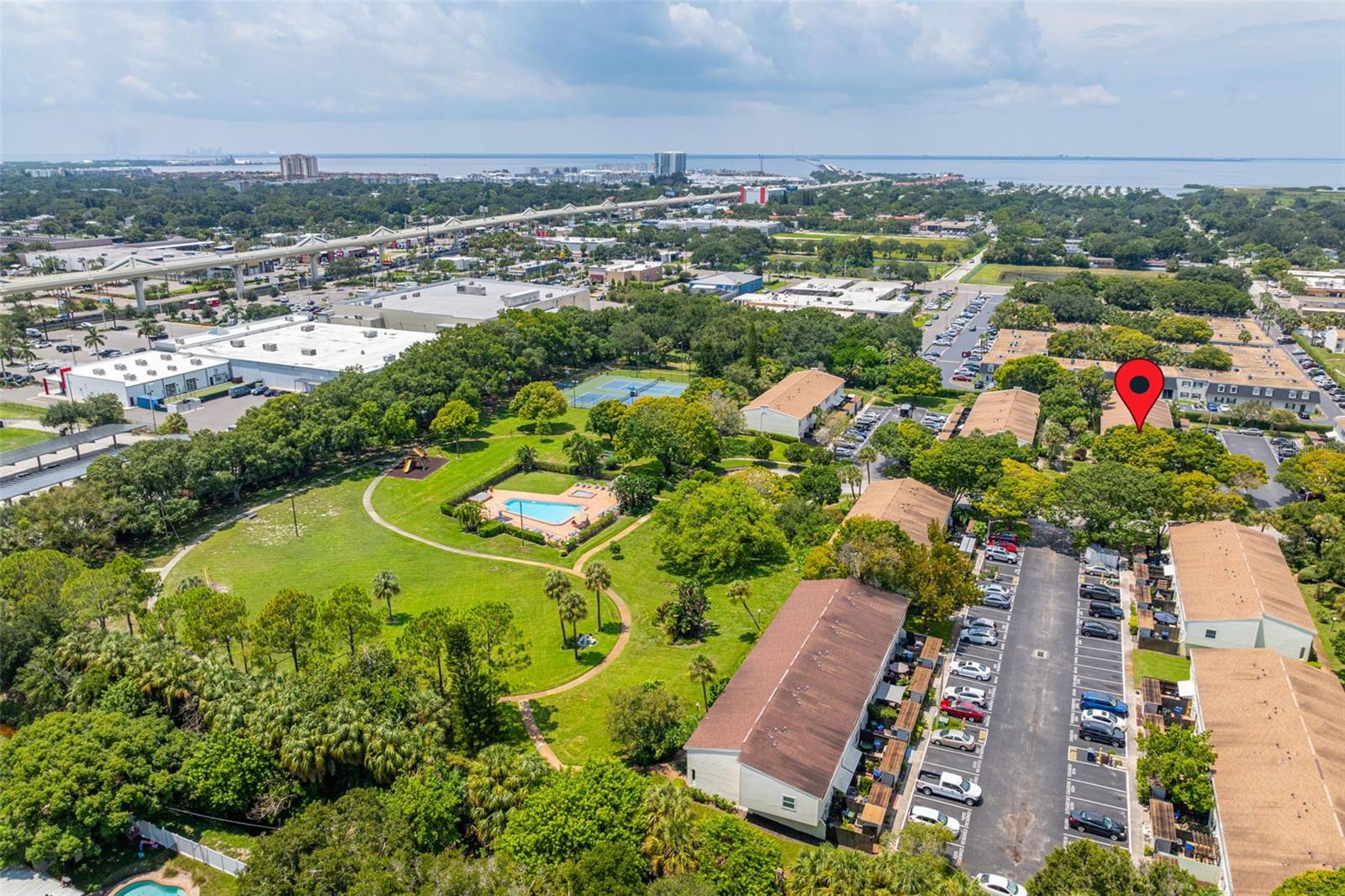 4303 LA RIVIERA CT, TAMPA, FL, 33611