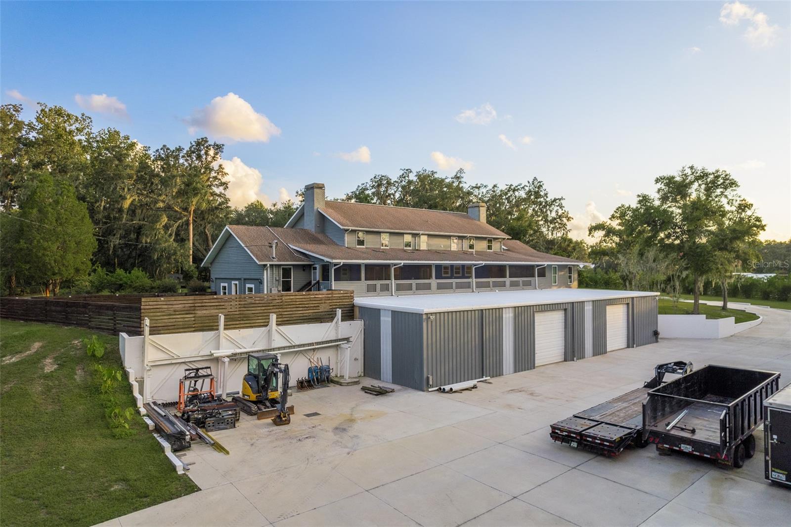 5124 LITHIA SPRINGS RD, LITHIA, FL, 33547