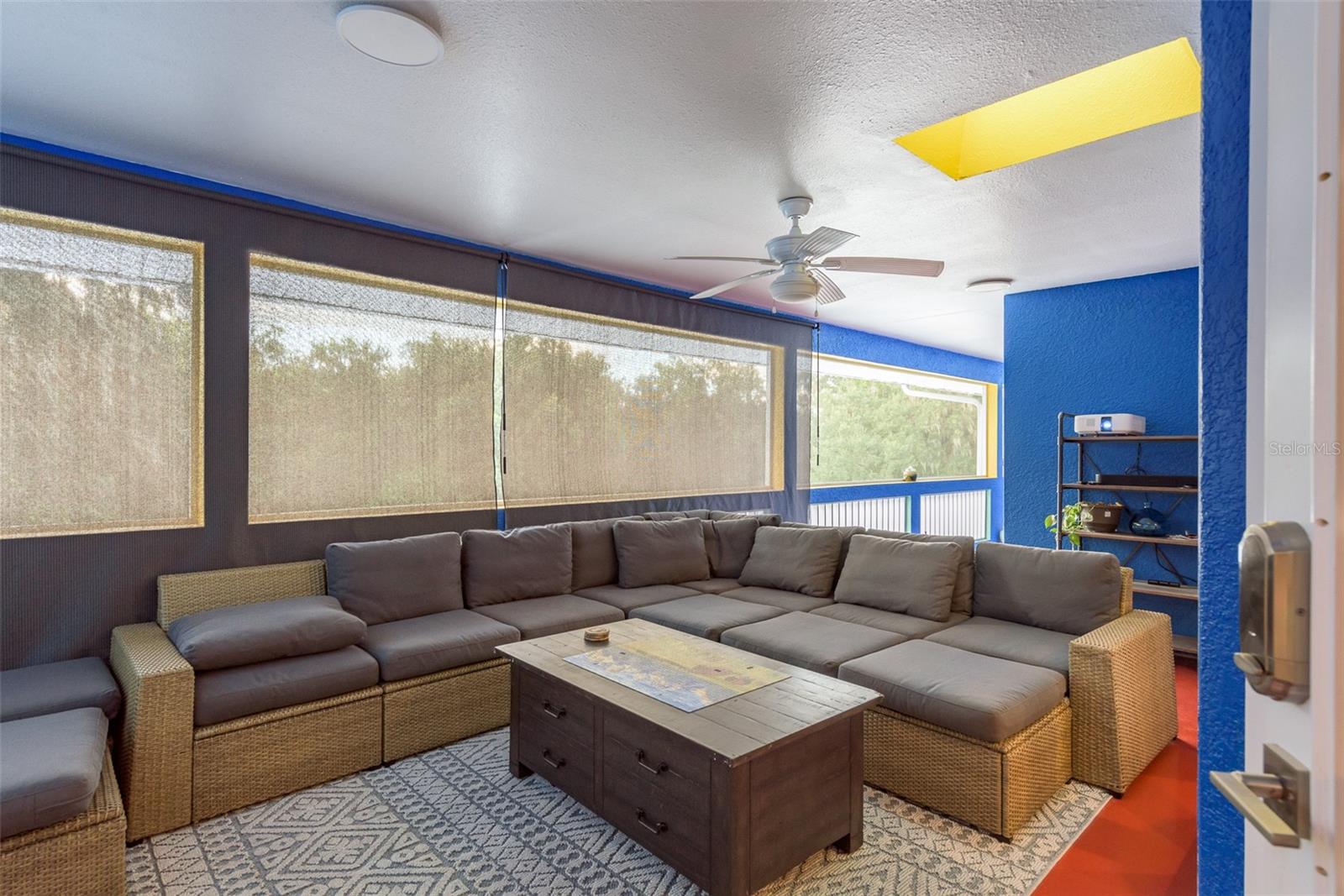 5124 LITHIA SPRINGS RD, LITHIA, FL, 33547