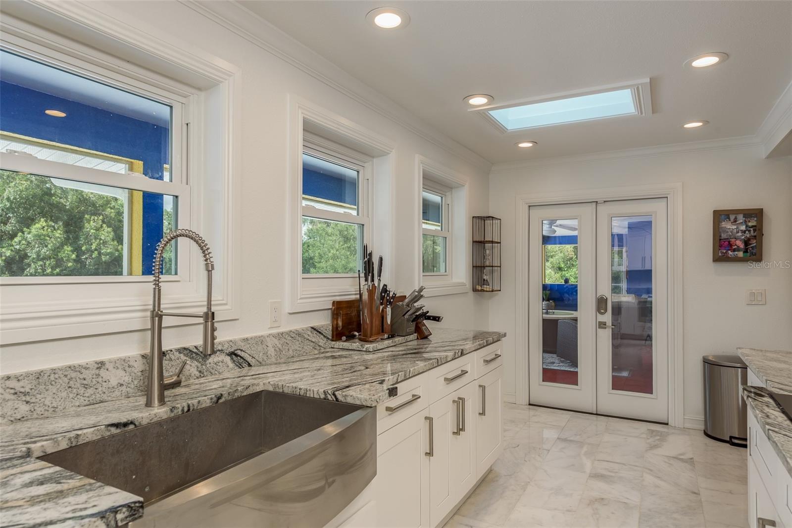 5124 LITHIA SPRINGS RD, LITHIA, FL, 33547