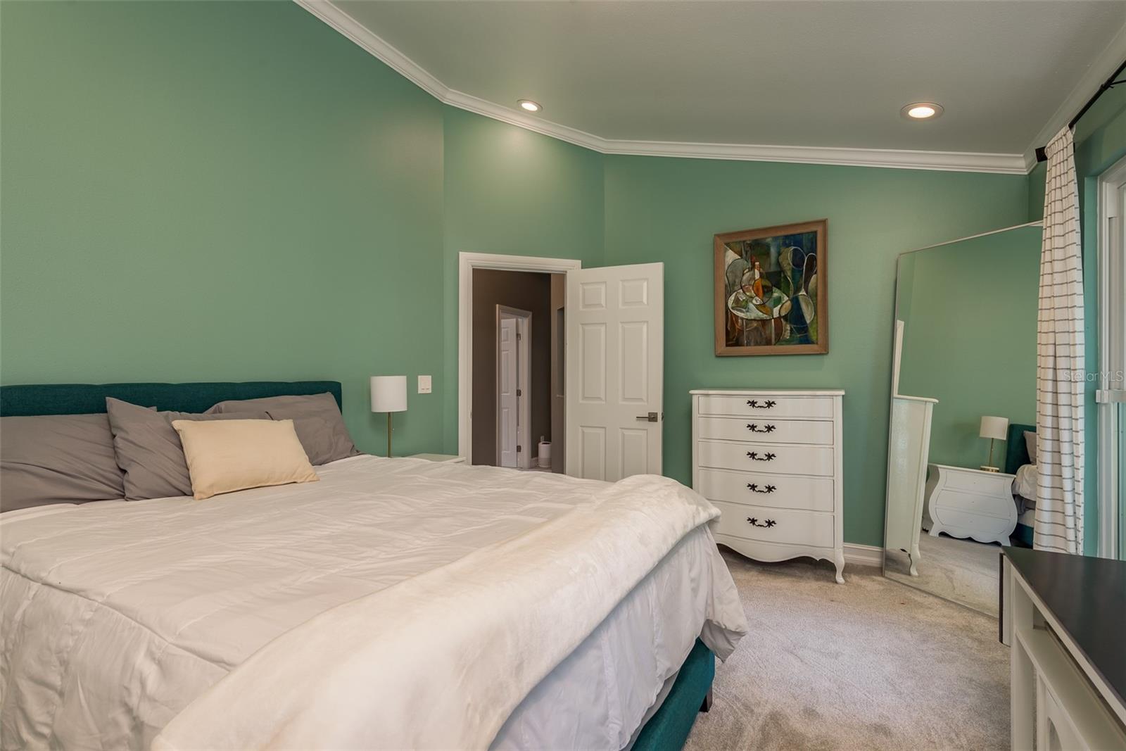 5124 LITHIA SPRINGS RD, LITHIA, FL, 33547
