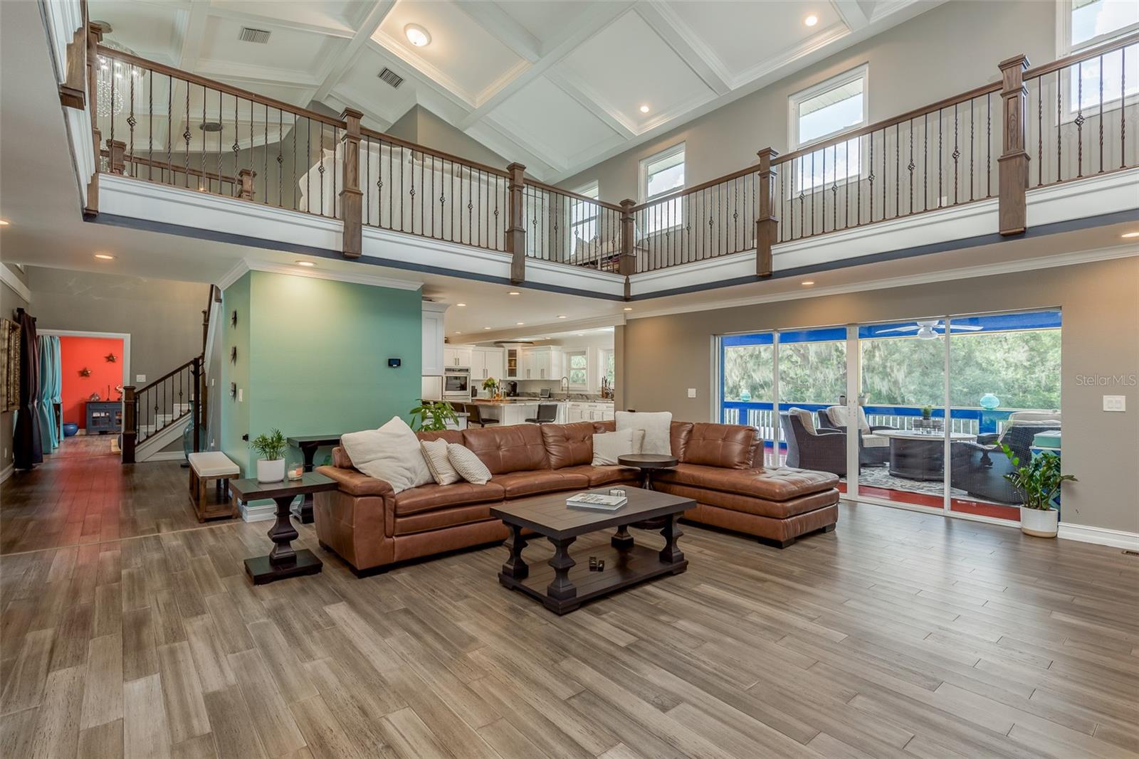 5124 LITHIA SPRINGS RD, LITHIA, FL, 33547