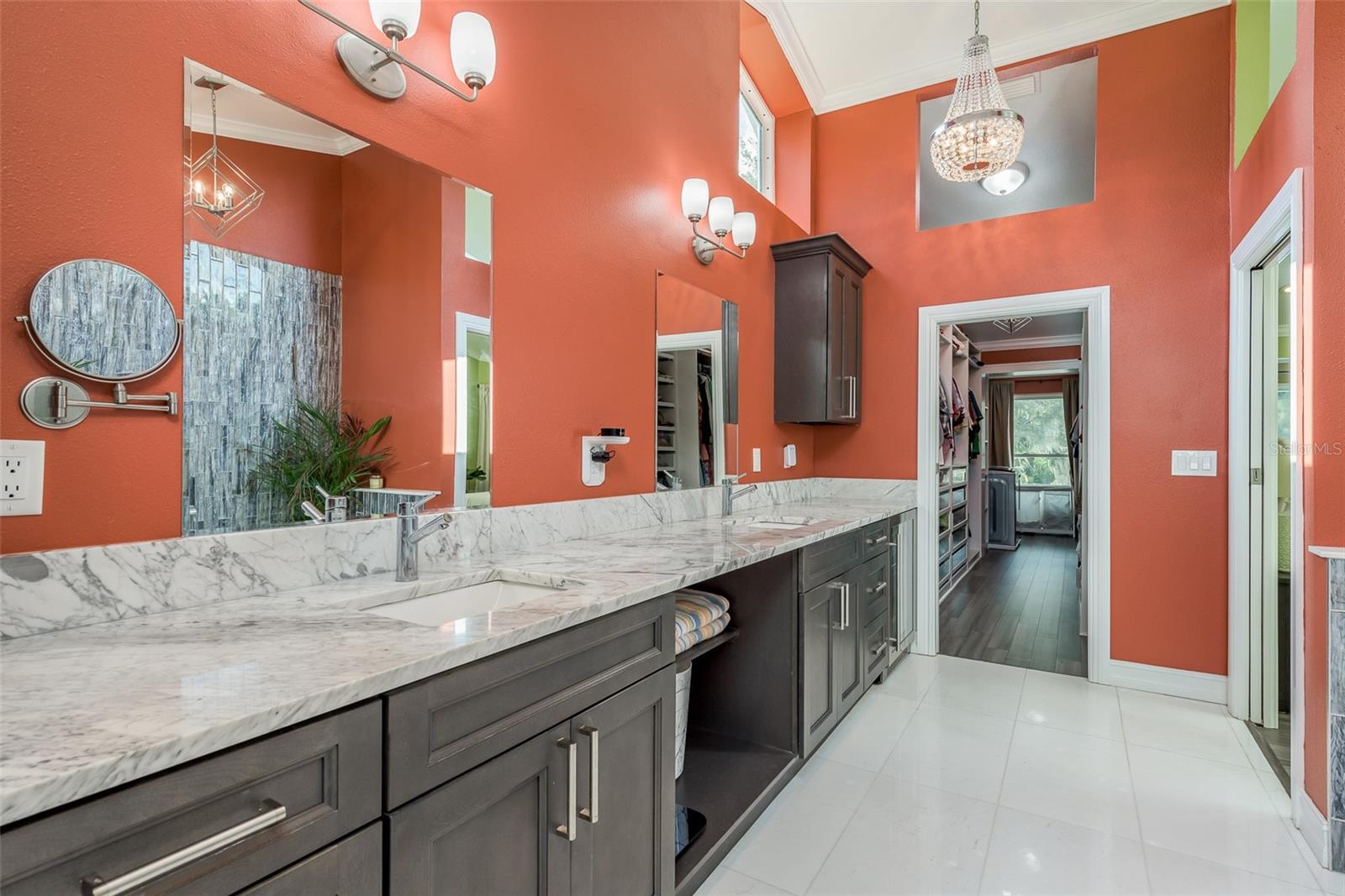 5124 LITHIA SPRINGS RD, LITHIA, FL, 33547