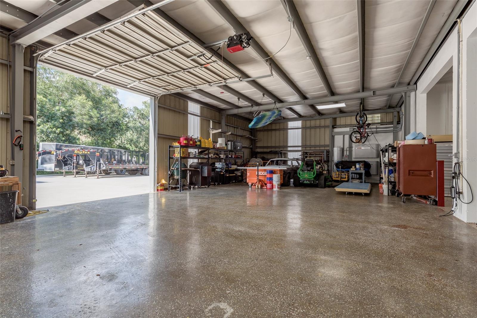 5124 LITHIA SPRINGS RD, LITHIA, FL, 33547