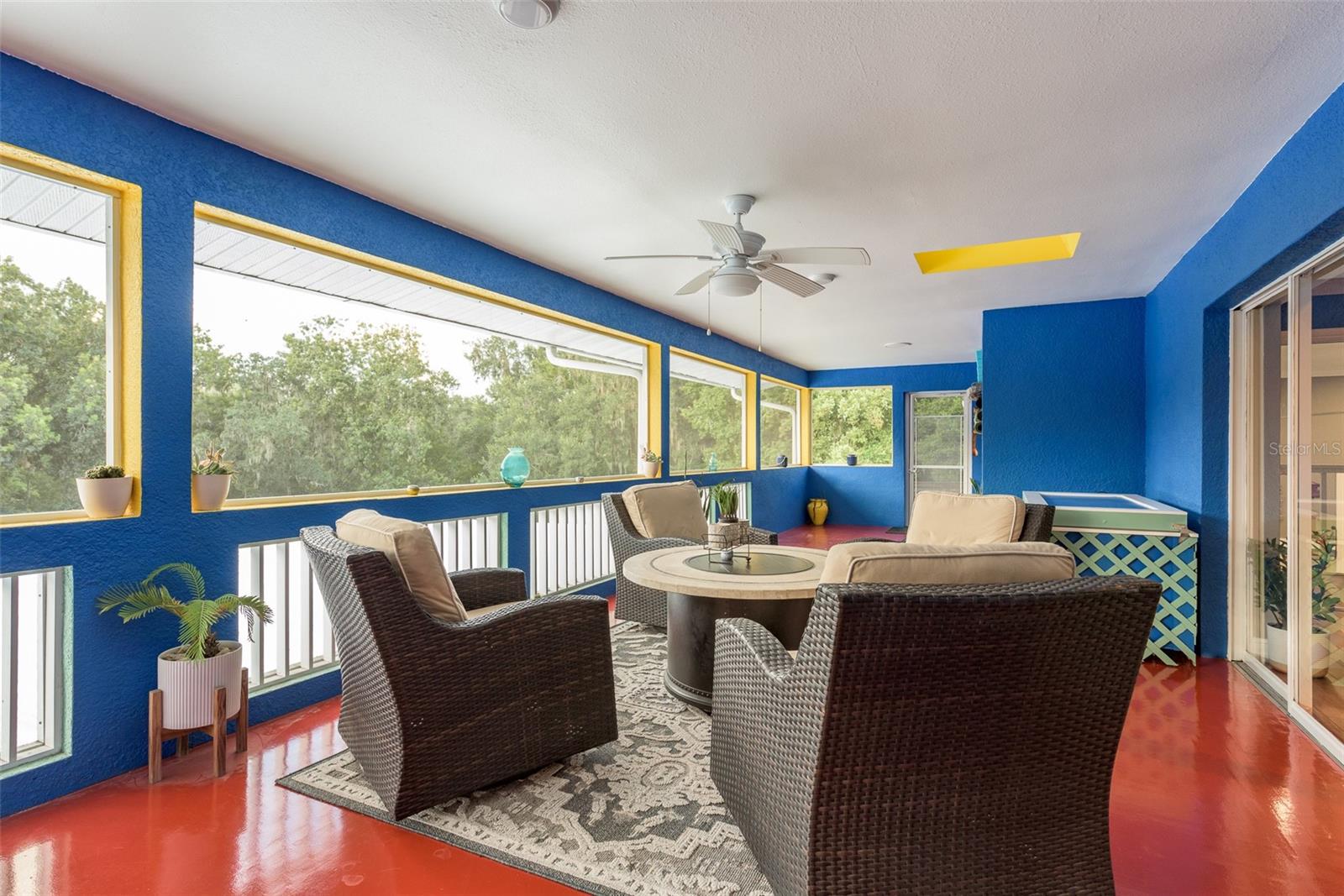 5124 LITHIA SPRINGS RD, LITHIA, FL, 33547