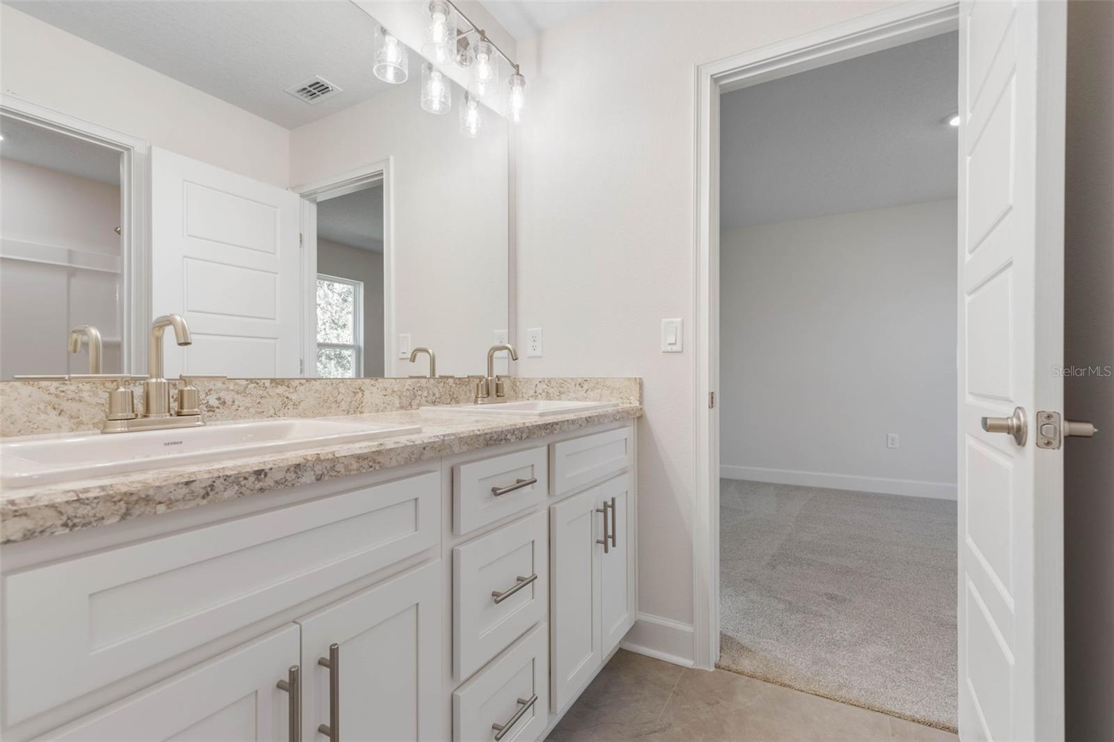 8 KAYDOT CT, PALM COAST, FL, 32164