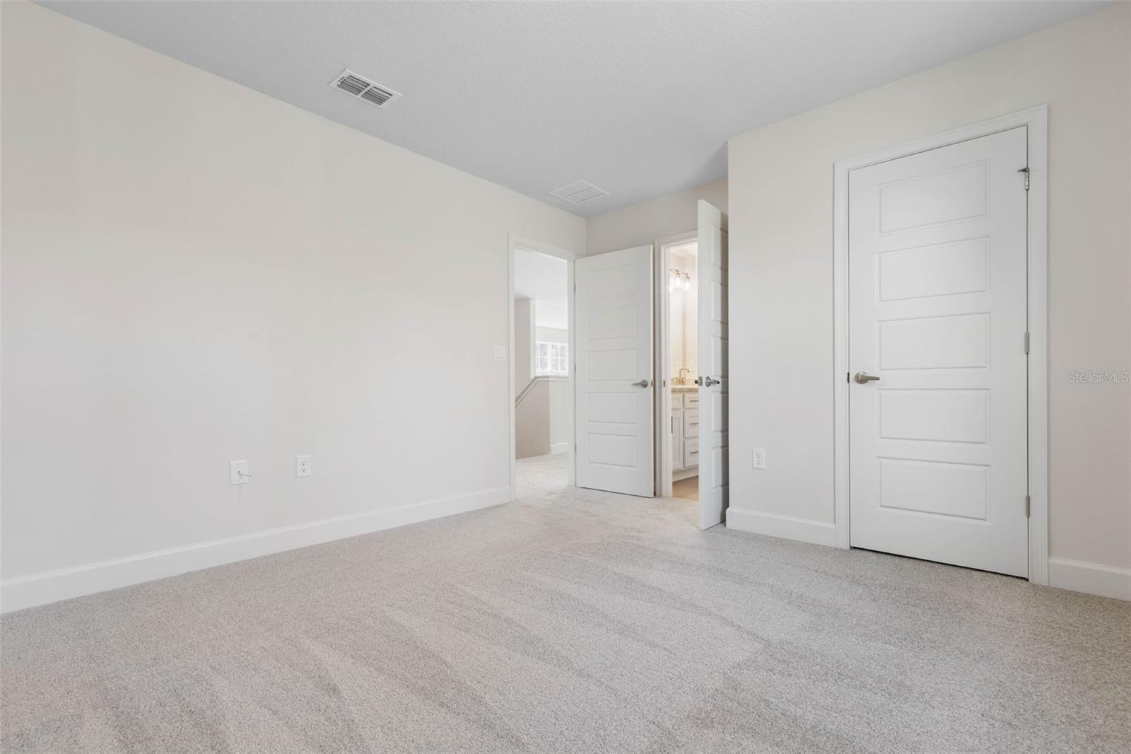 8 KAYDOT CT, PALM COAST, FL, 32164