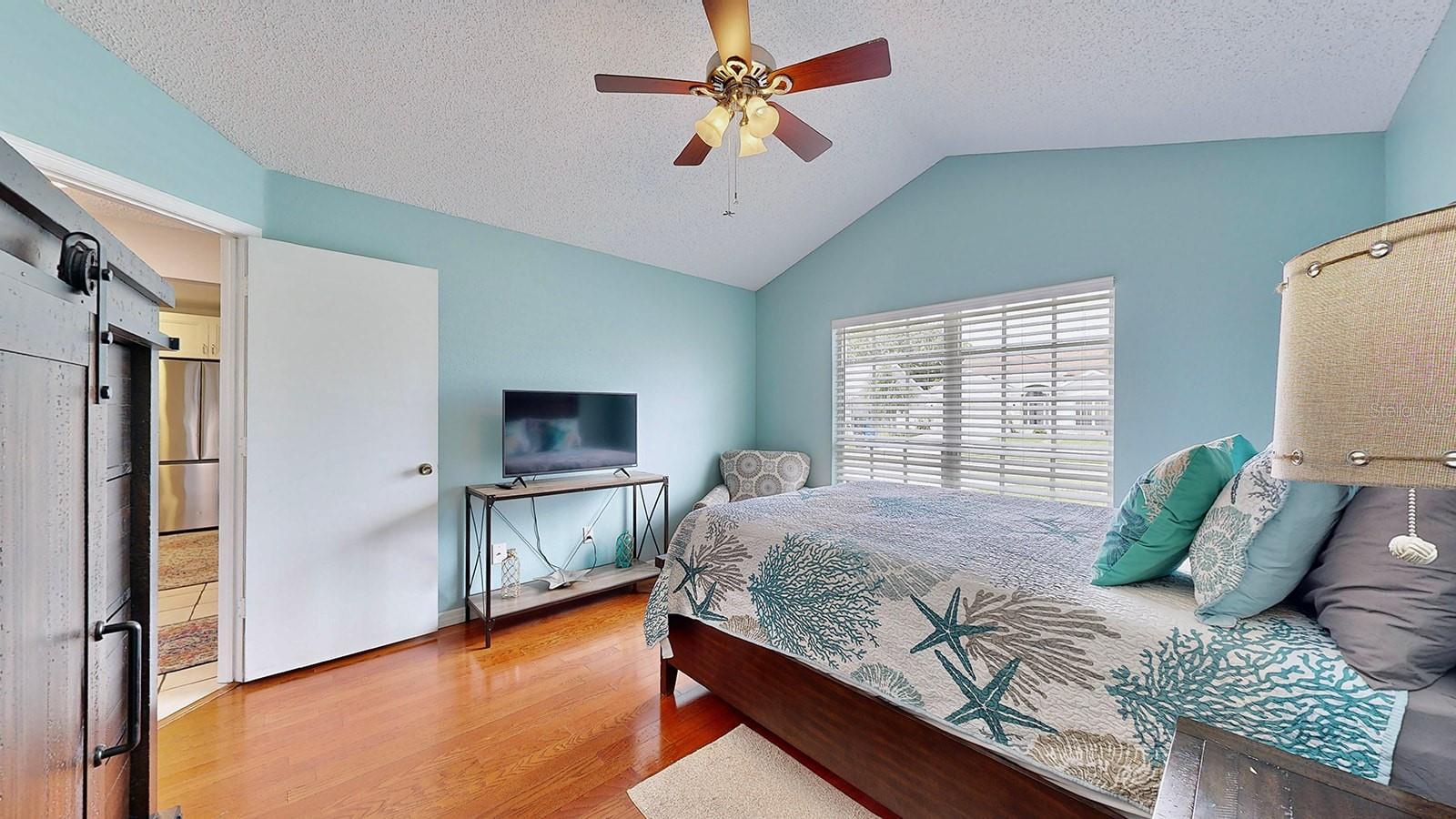 114 ISLAND WATER WAY, APOLLO BEACH, FL, 33572