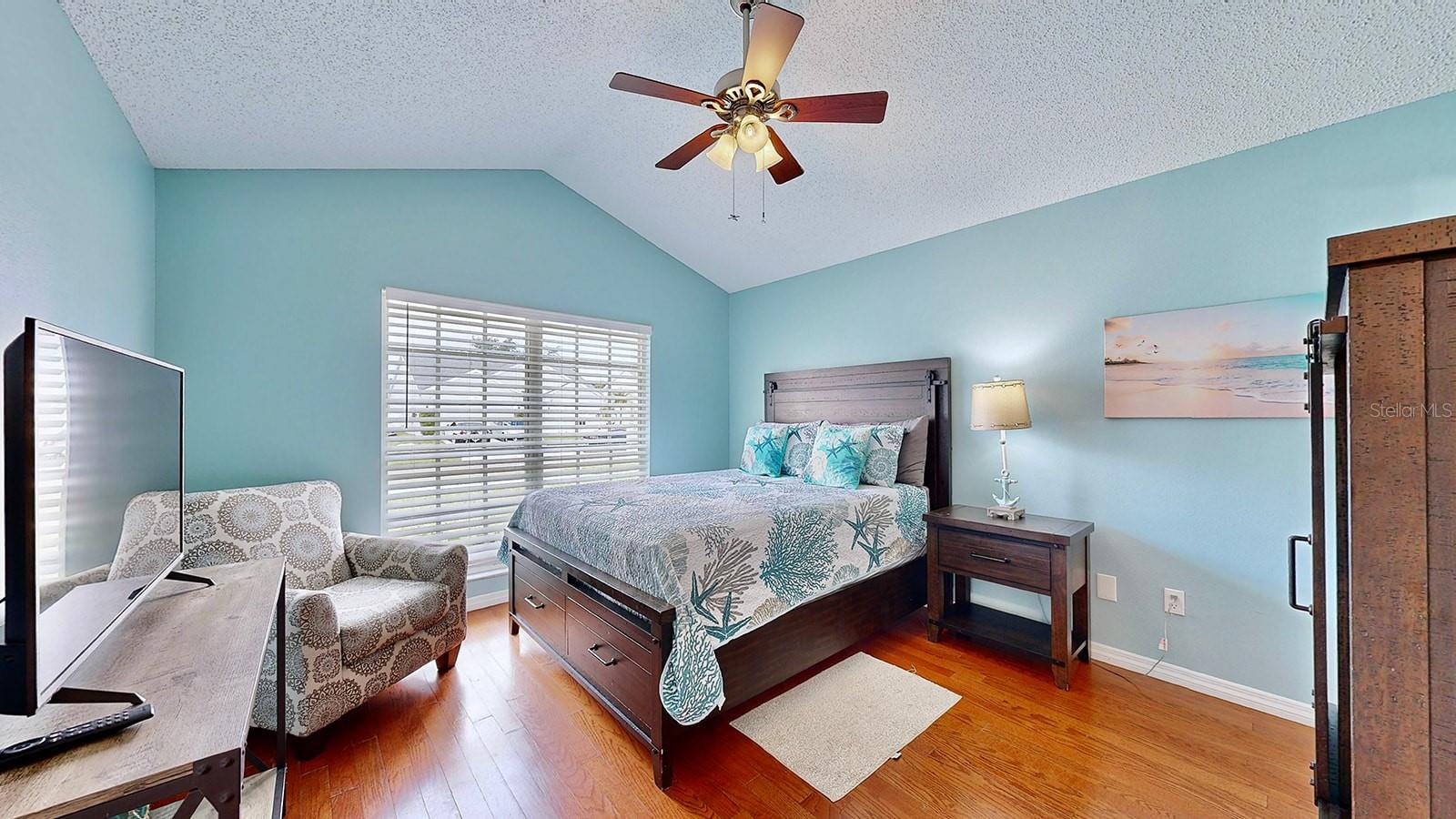 114 ISLAND WATER WAY, APOLLO BEACH, FL, 33572