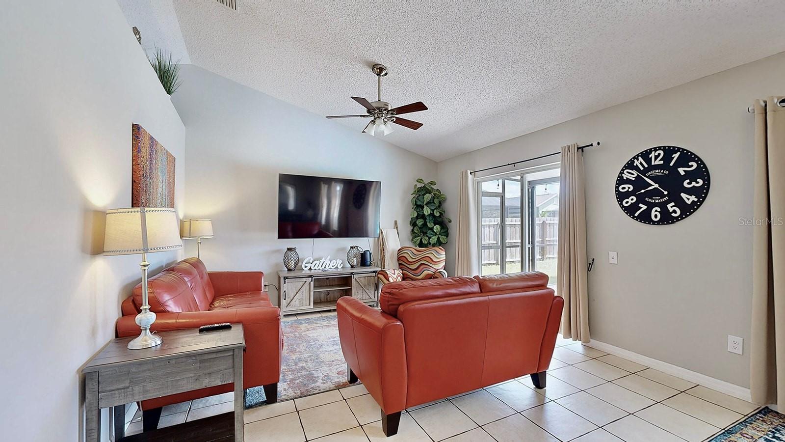 114 ISLAND WATER WAY, APOLLO BEACH, FL, 33572