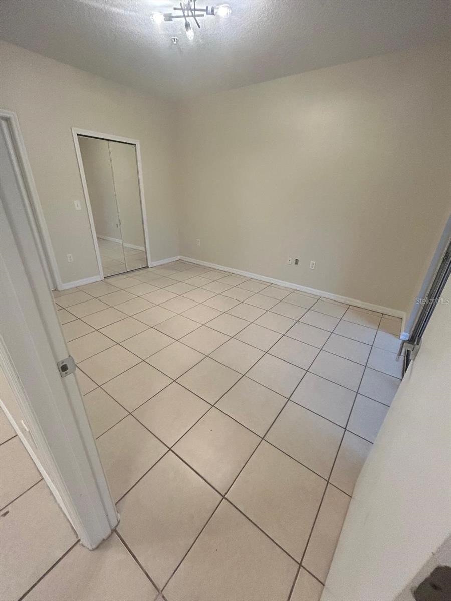 5578 METROWEST BLVD #107, ORLANDO, FL, 32811