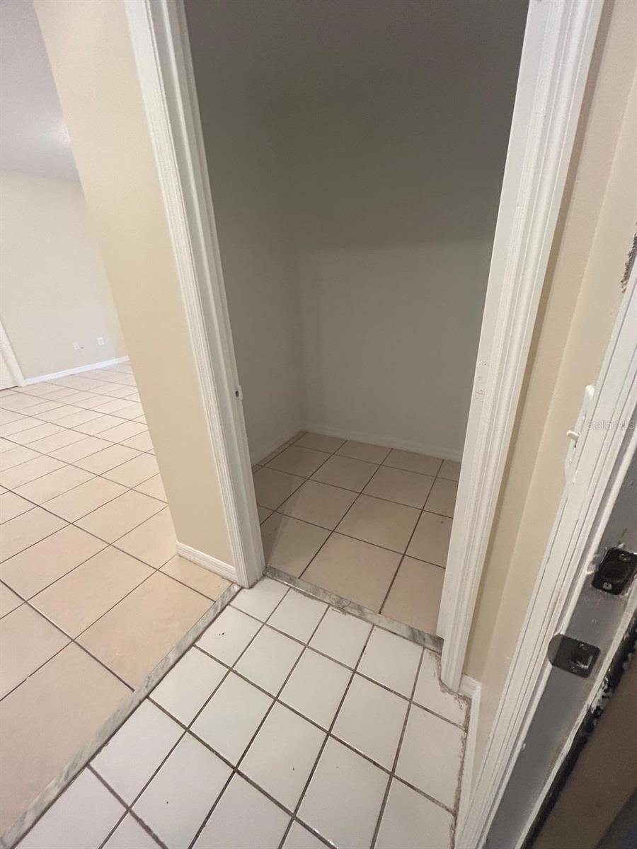 5578 METROWEST BLVD #107, ORLANDO, FL, 32811