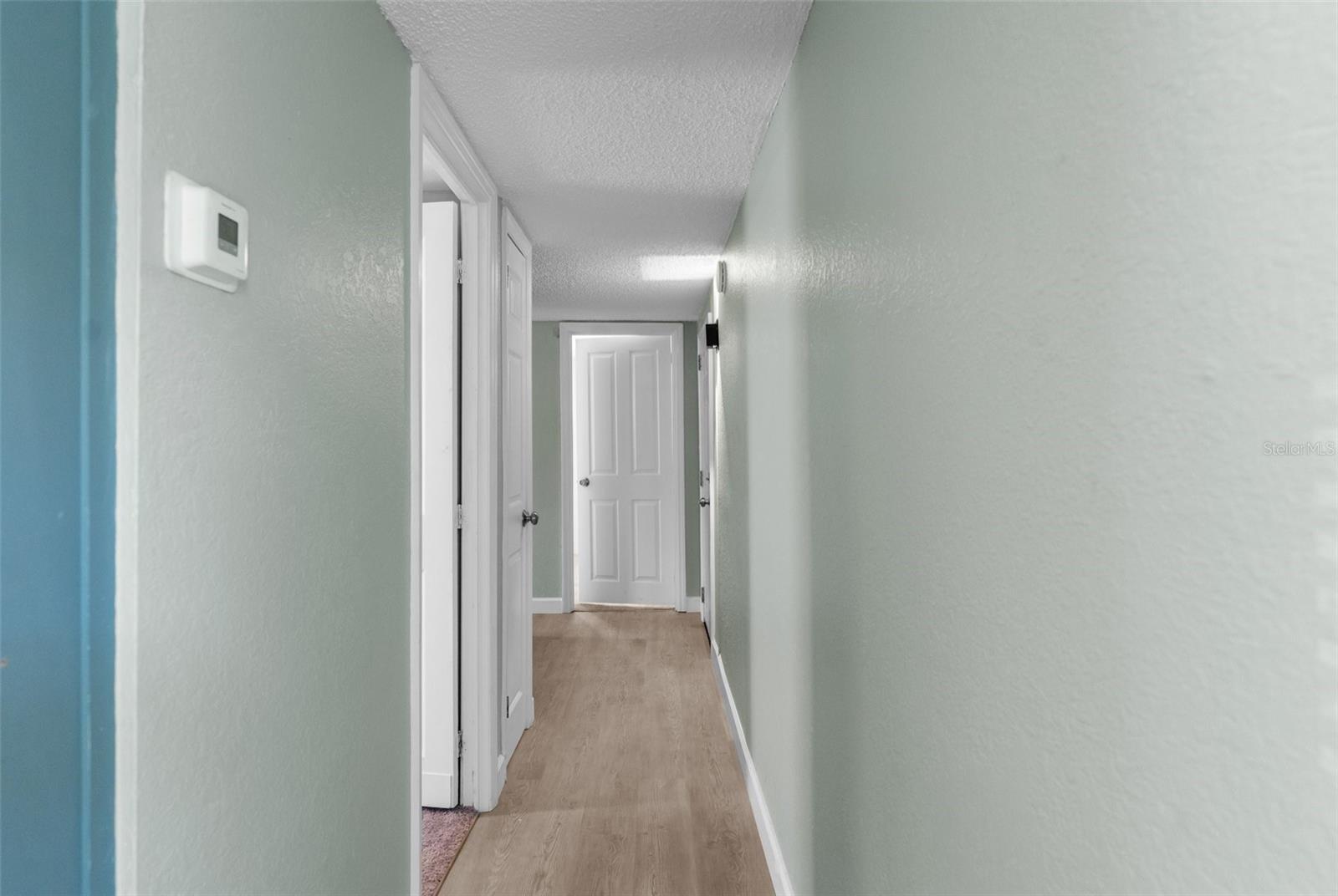 9926 LAKE DR, WEEKI WACHEE, FL, 34613