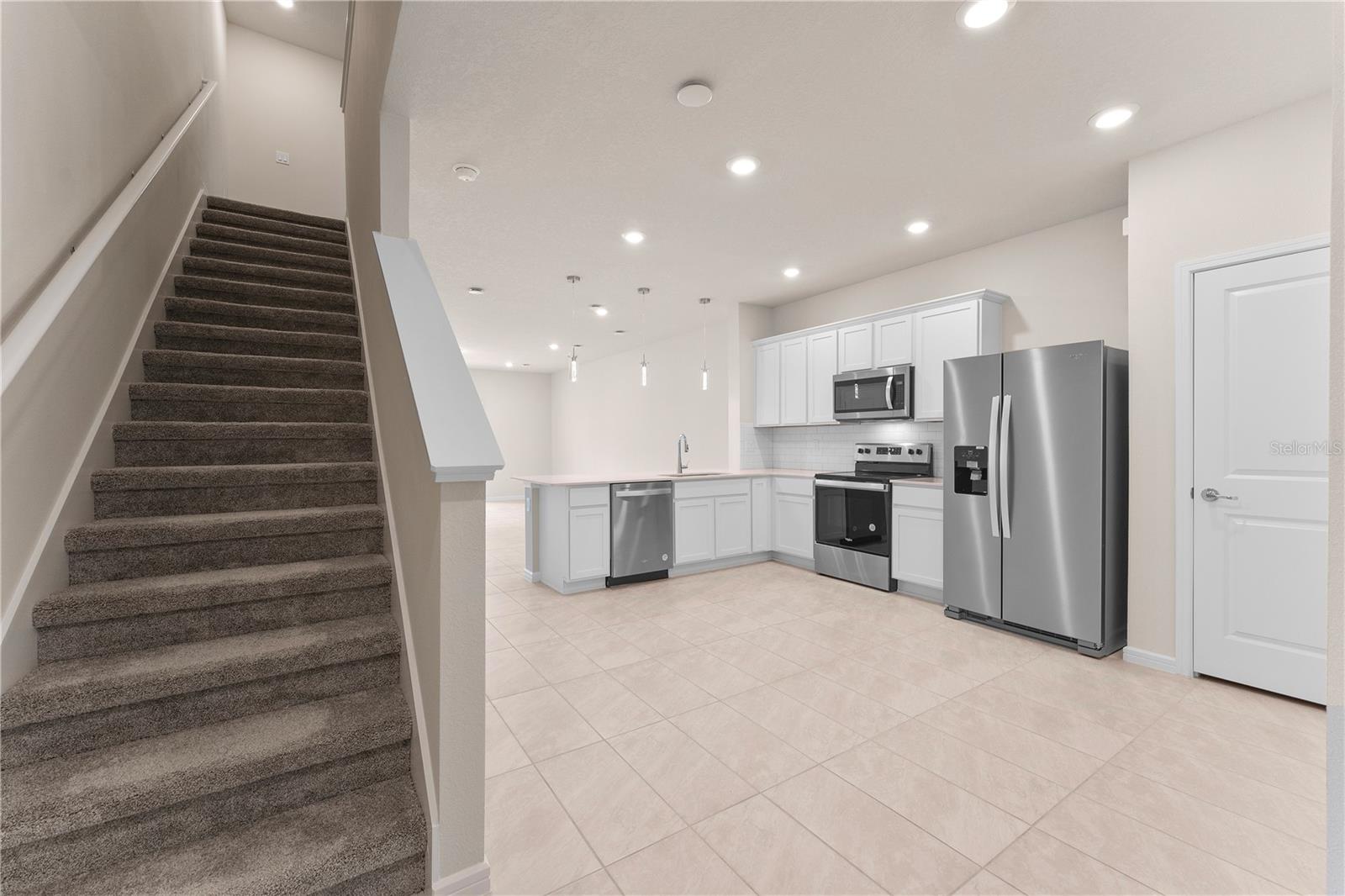 2907 STUNNING AVE, DAVENPORT, FL, 33896